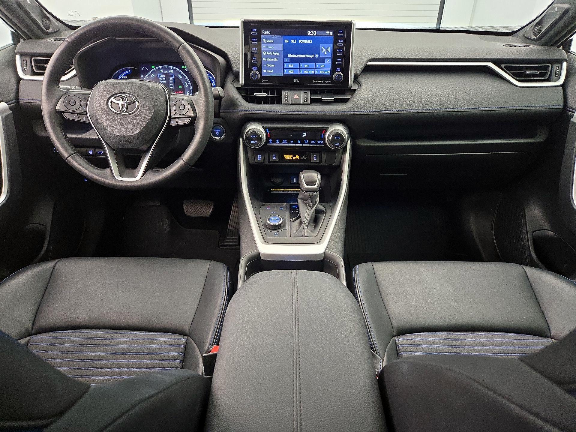 Thumbnail: 2021 Toyota RAV4 - 9