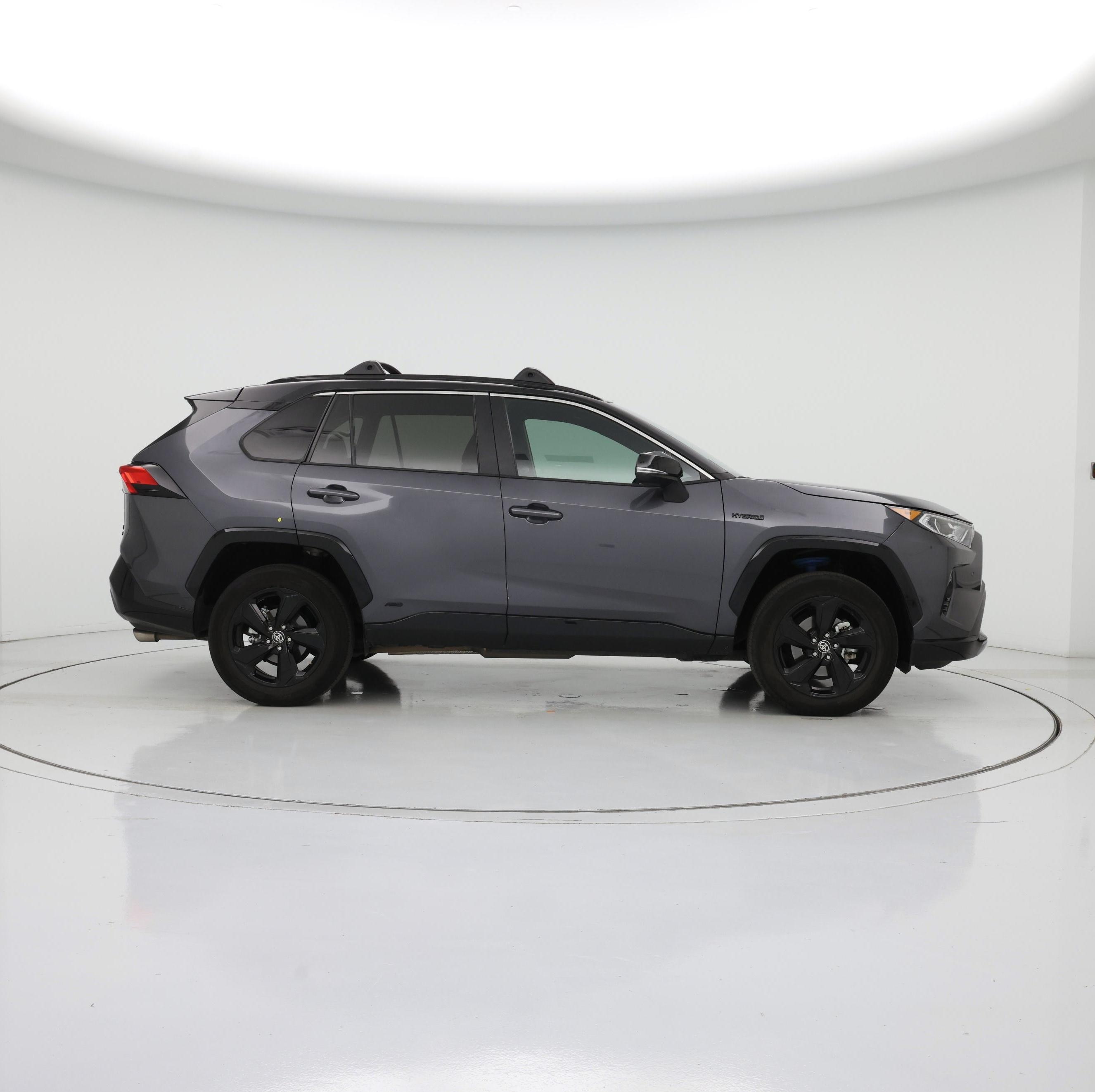 Thumbnail: 2021 Toyota RAV4 - 7