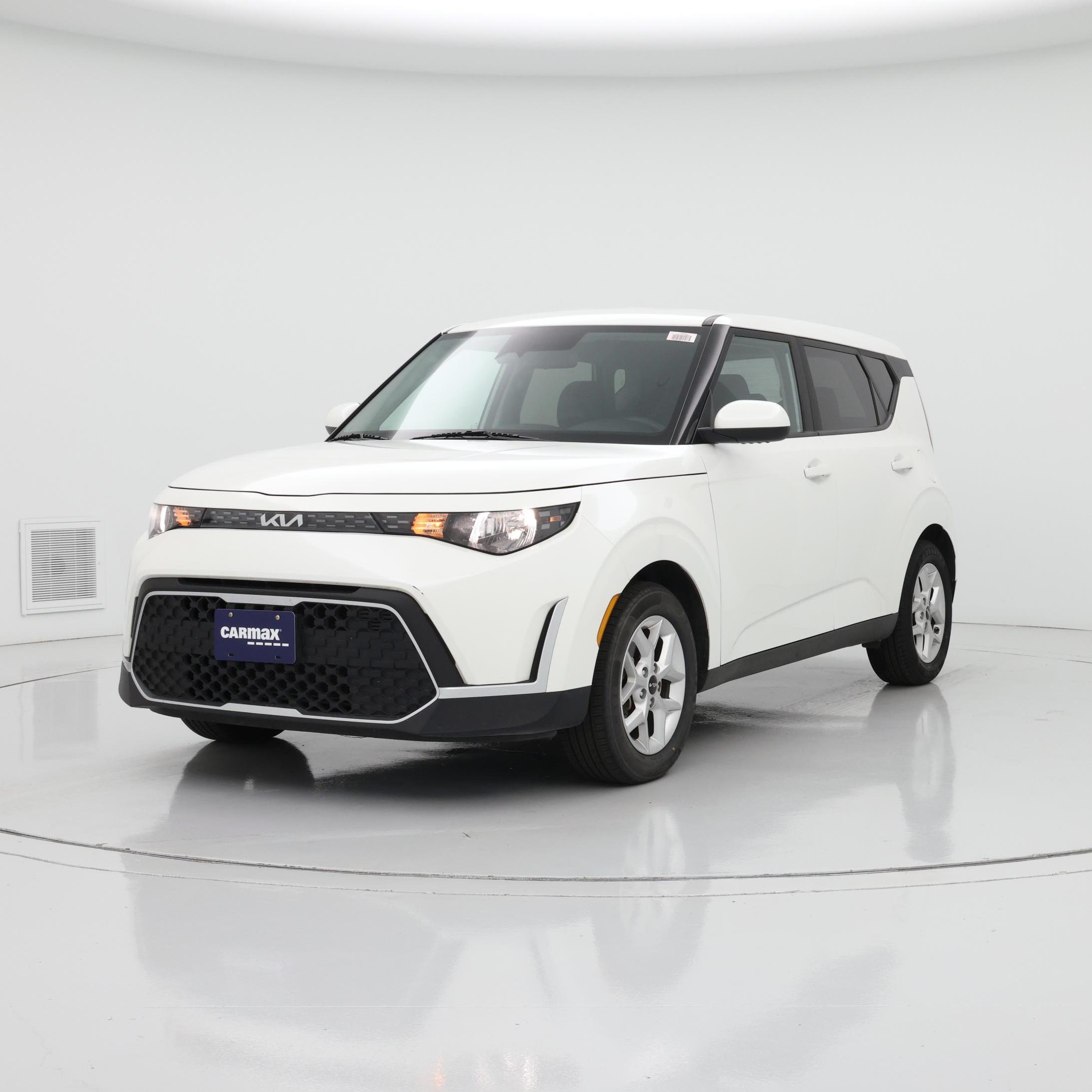 Thumbnail: 2023 Kia Soul - 4