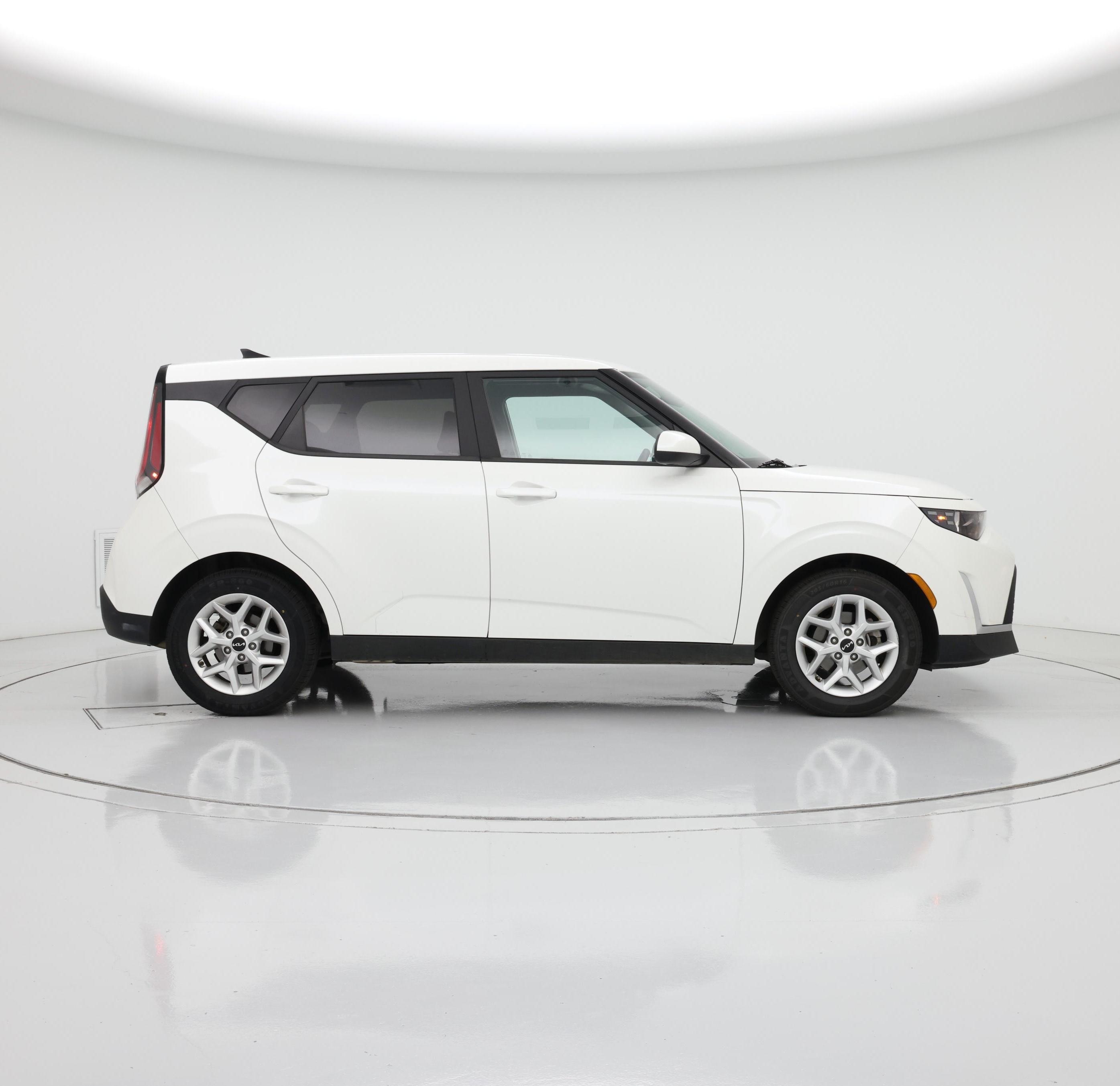 Thumbnail: 2023 Kia Soul - 7