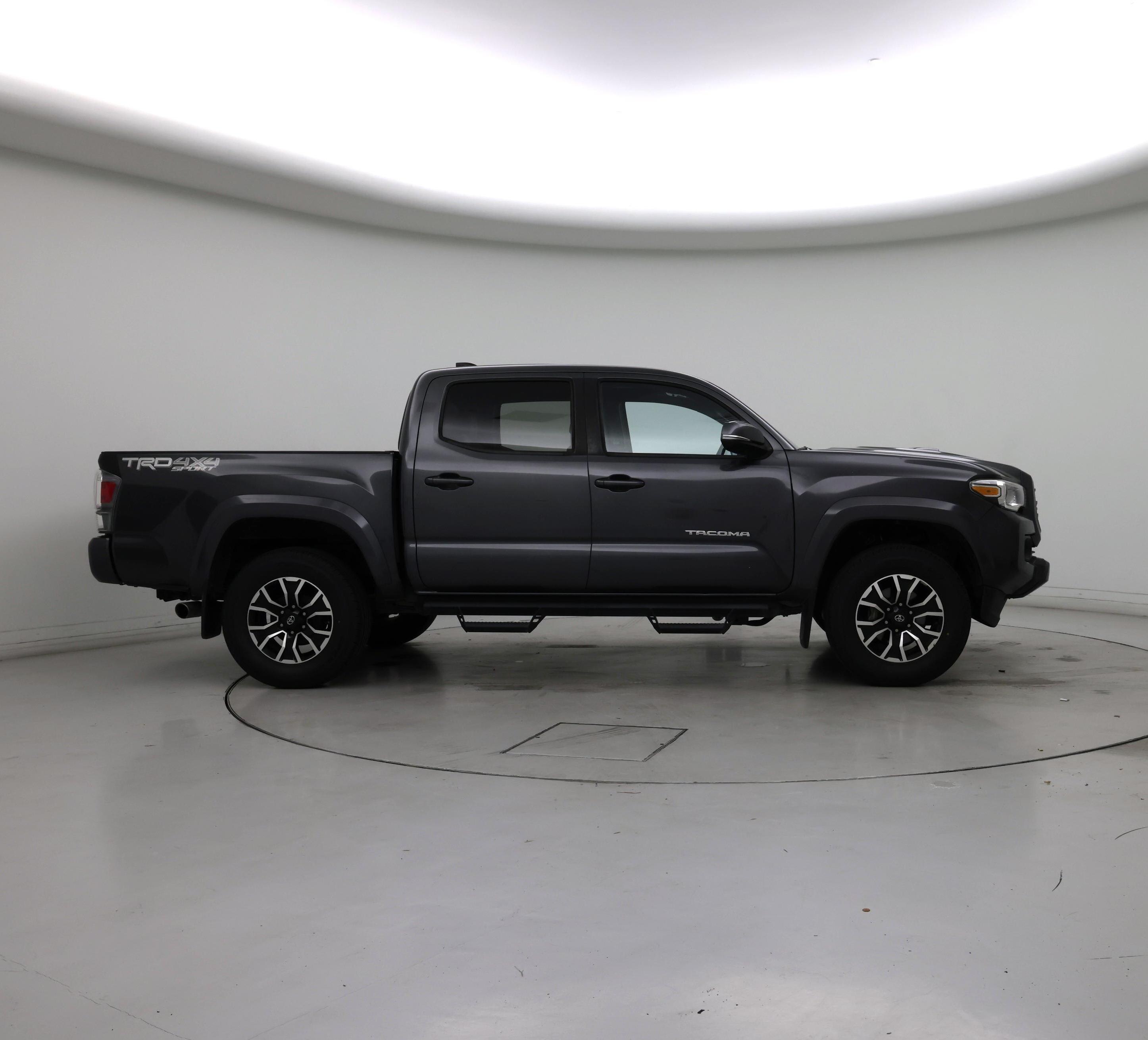 Thumbnail: 2020 Toyota Tacoma - 7