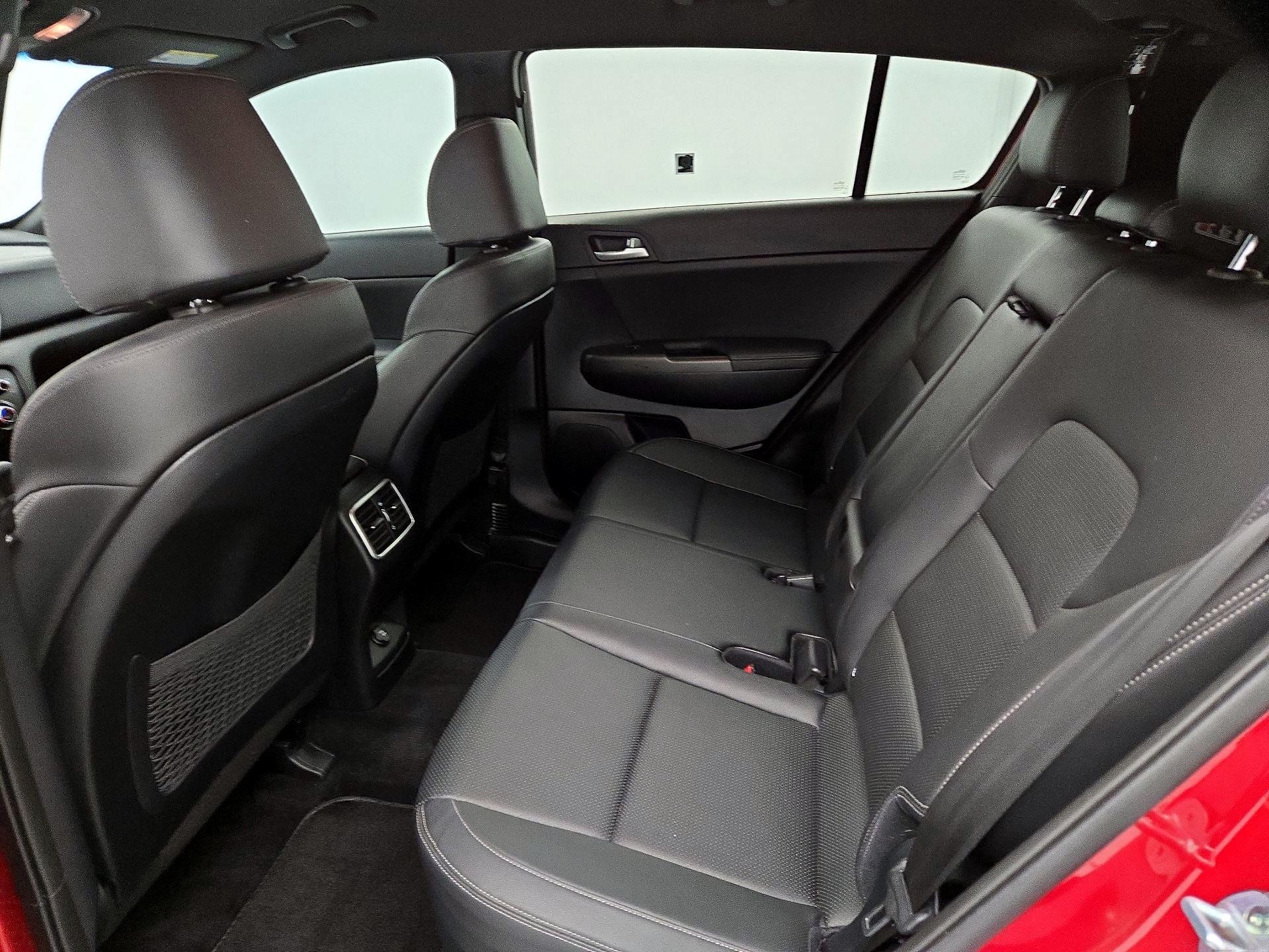 Thumbnail: 2020 Kia Sportage - 19
