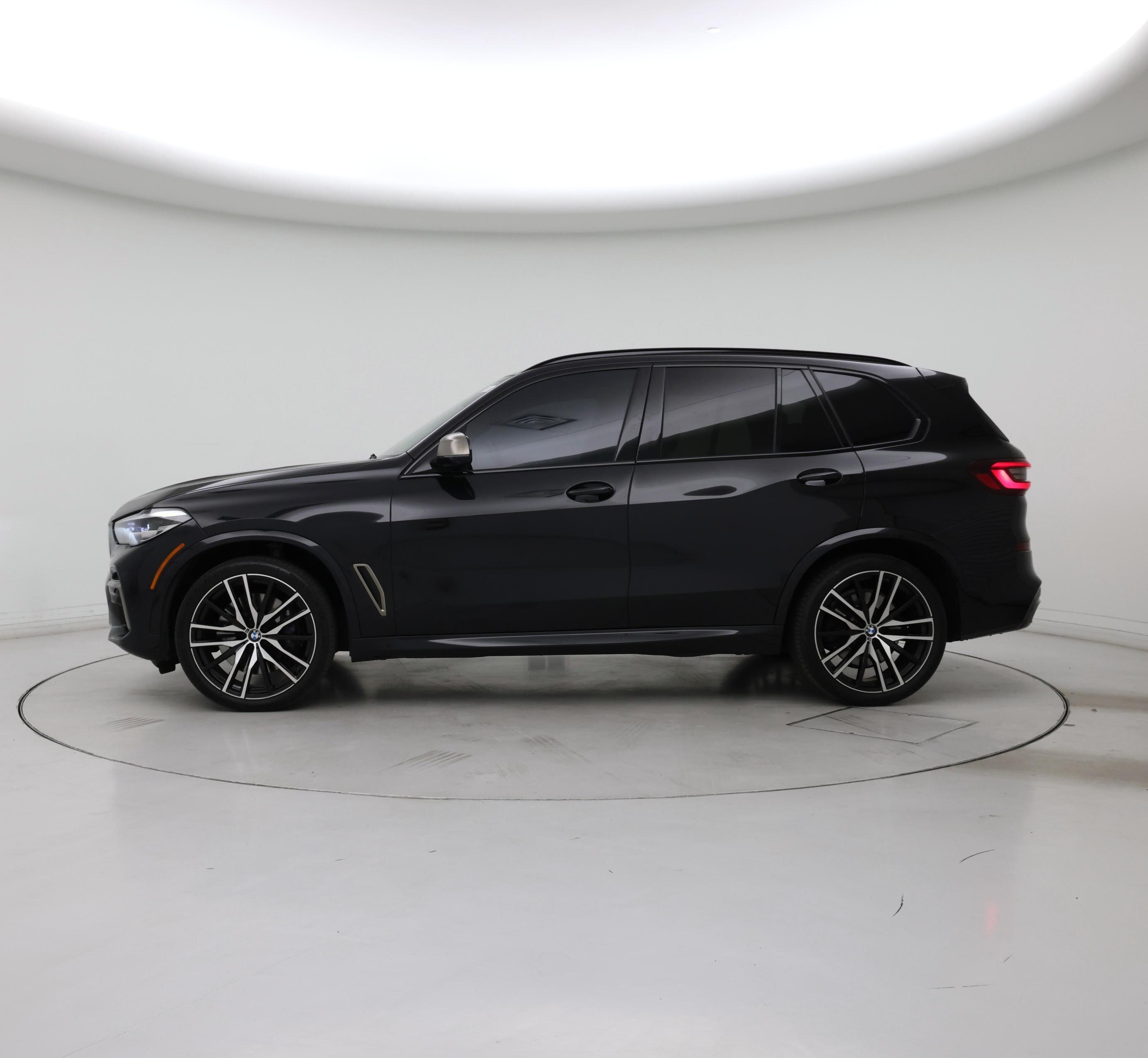 Thumbnail: 2022 BMW X5 - 3