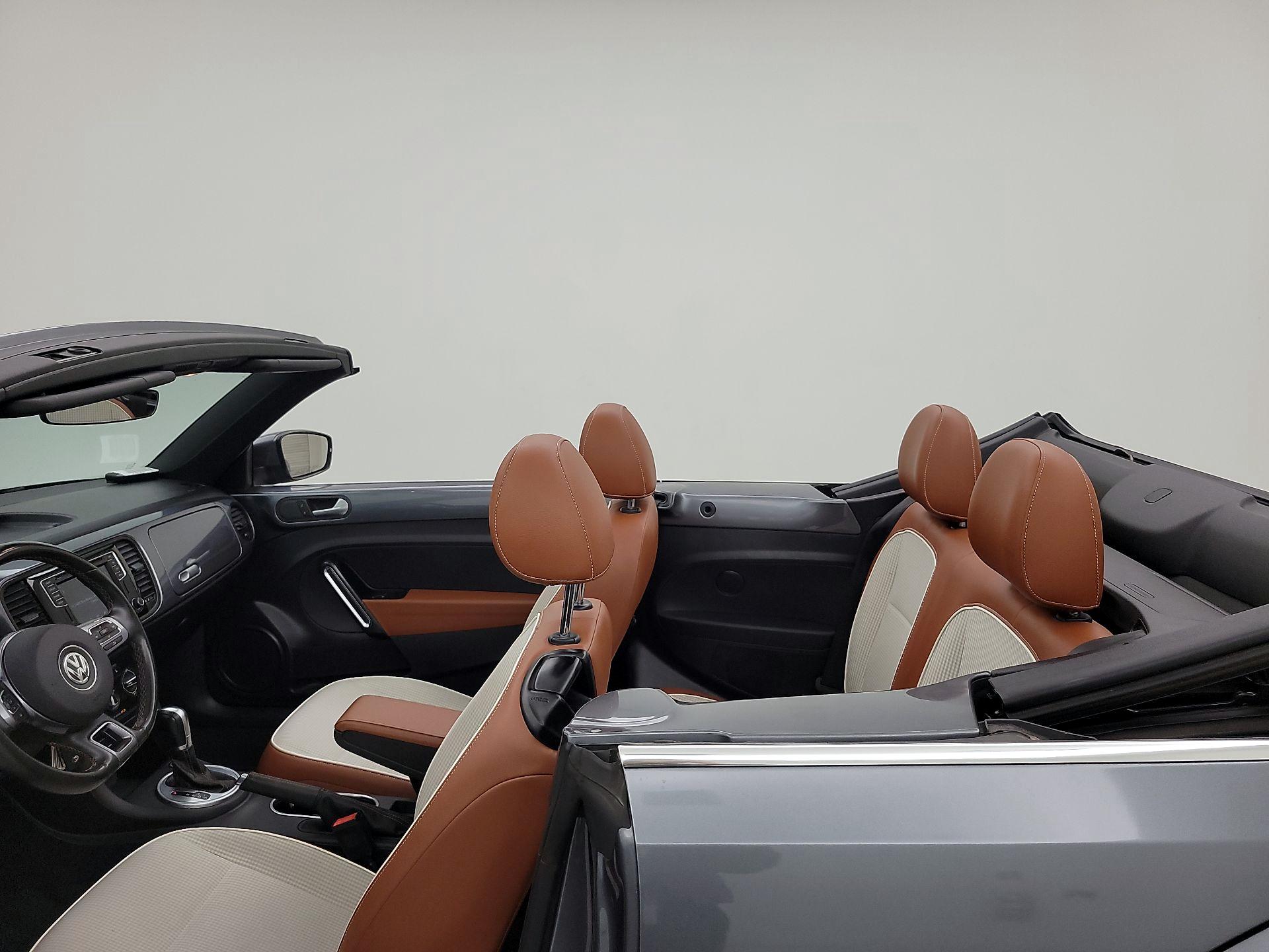 Thumbnail: 2017 Volkswagen Beetle - 19