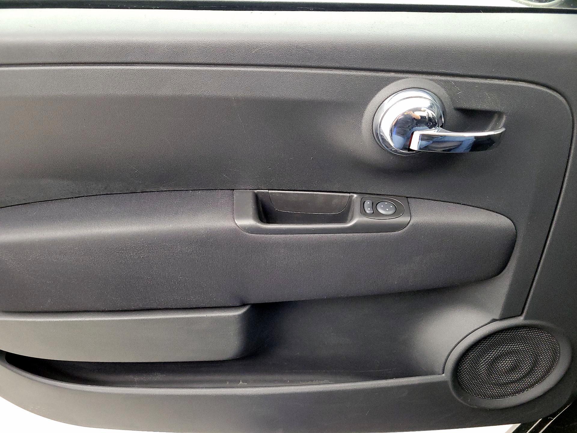 Thumbnail: 2015 Fiat 500 - 12