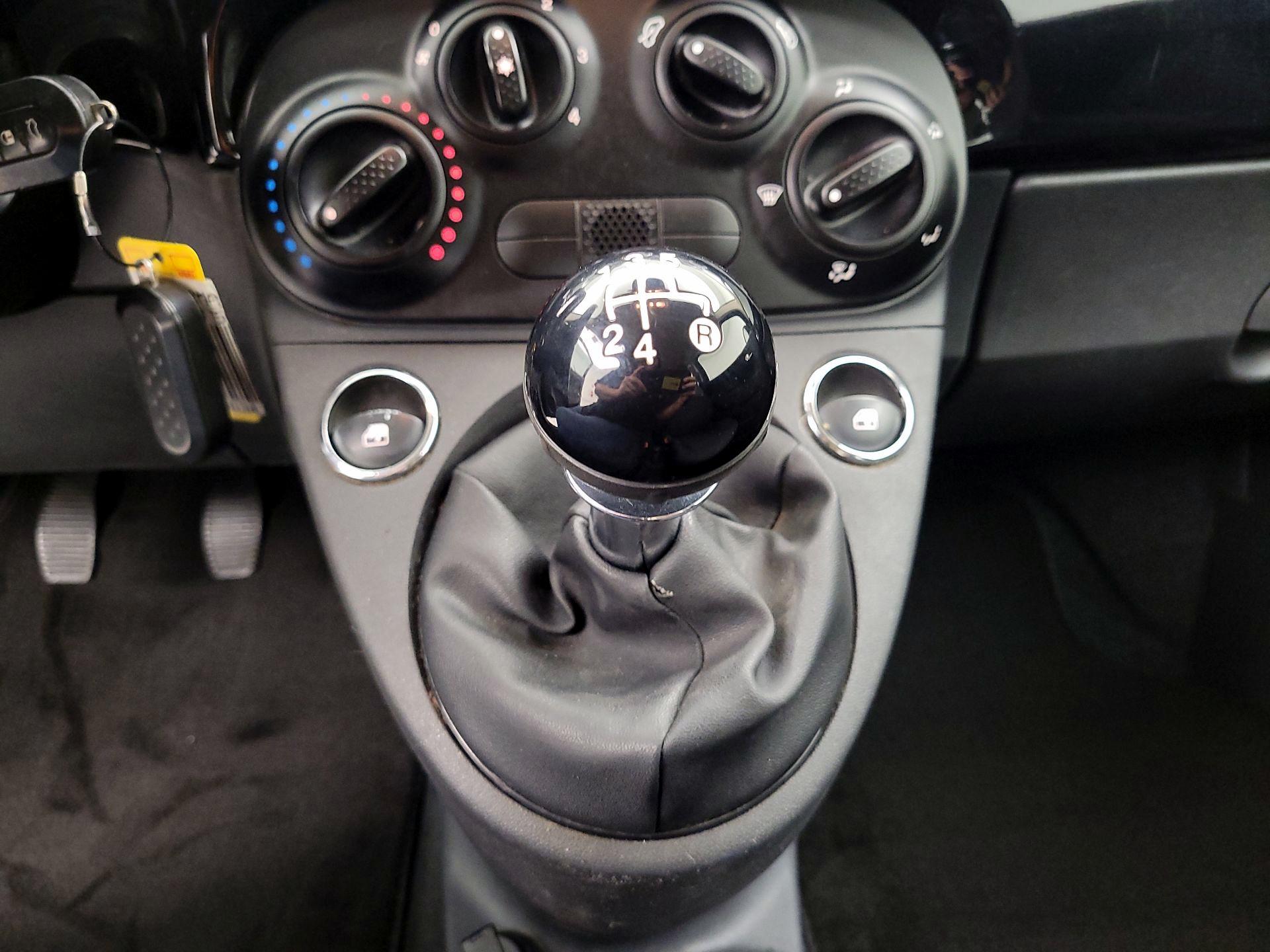 Thumbnail: 2015 Fiat 500 - 15