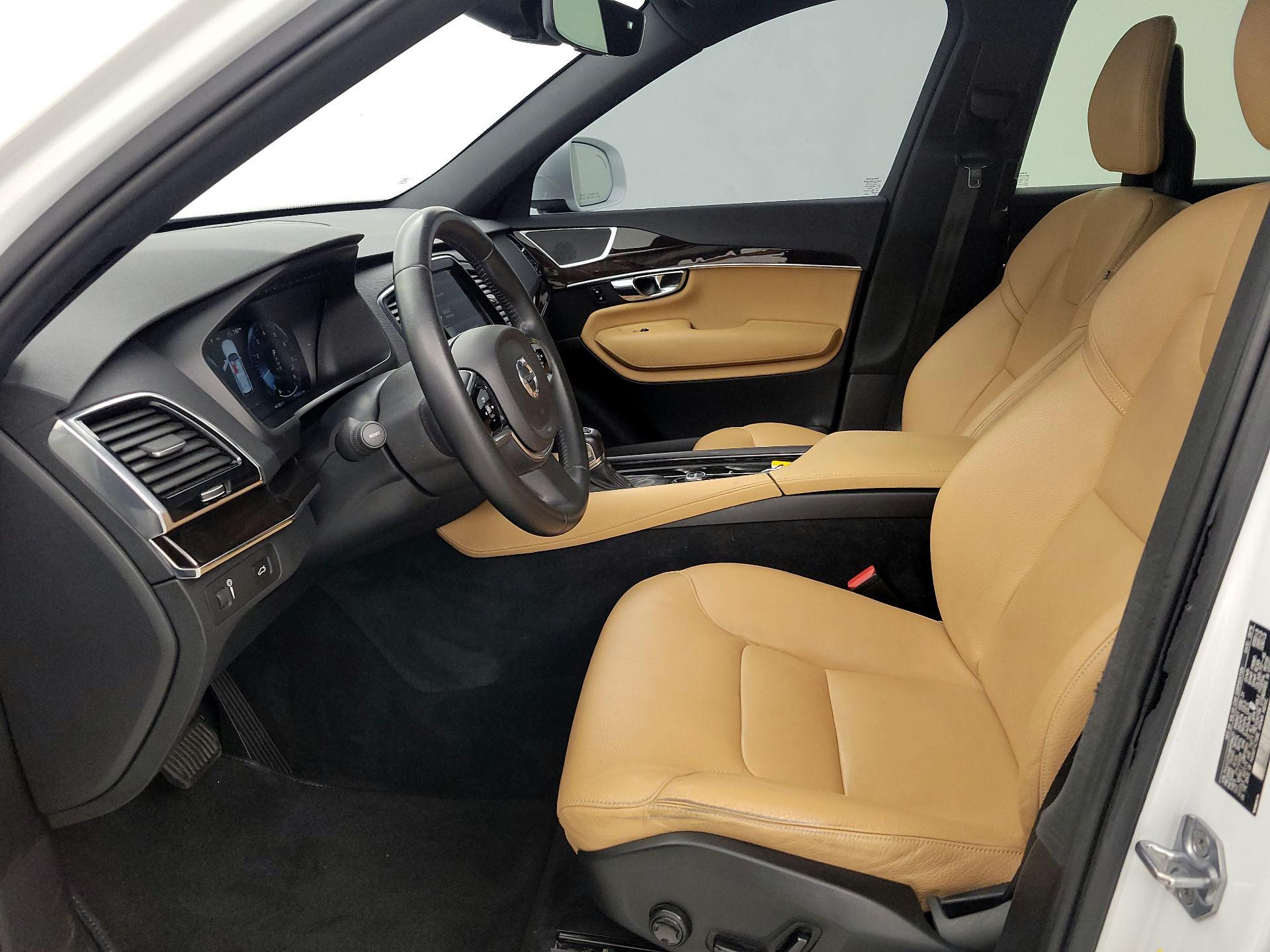 Thumbnail: 2017 Volvo XC90 - 11