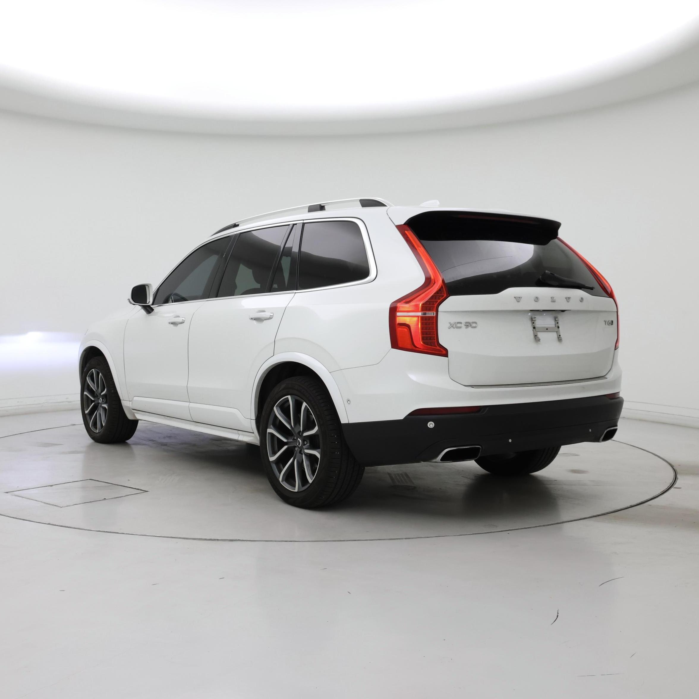 Thumbnail: 2017 Volvo XC90 - 2