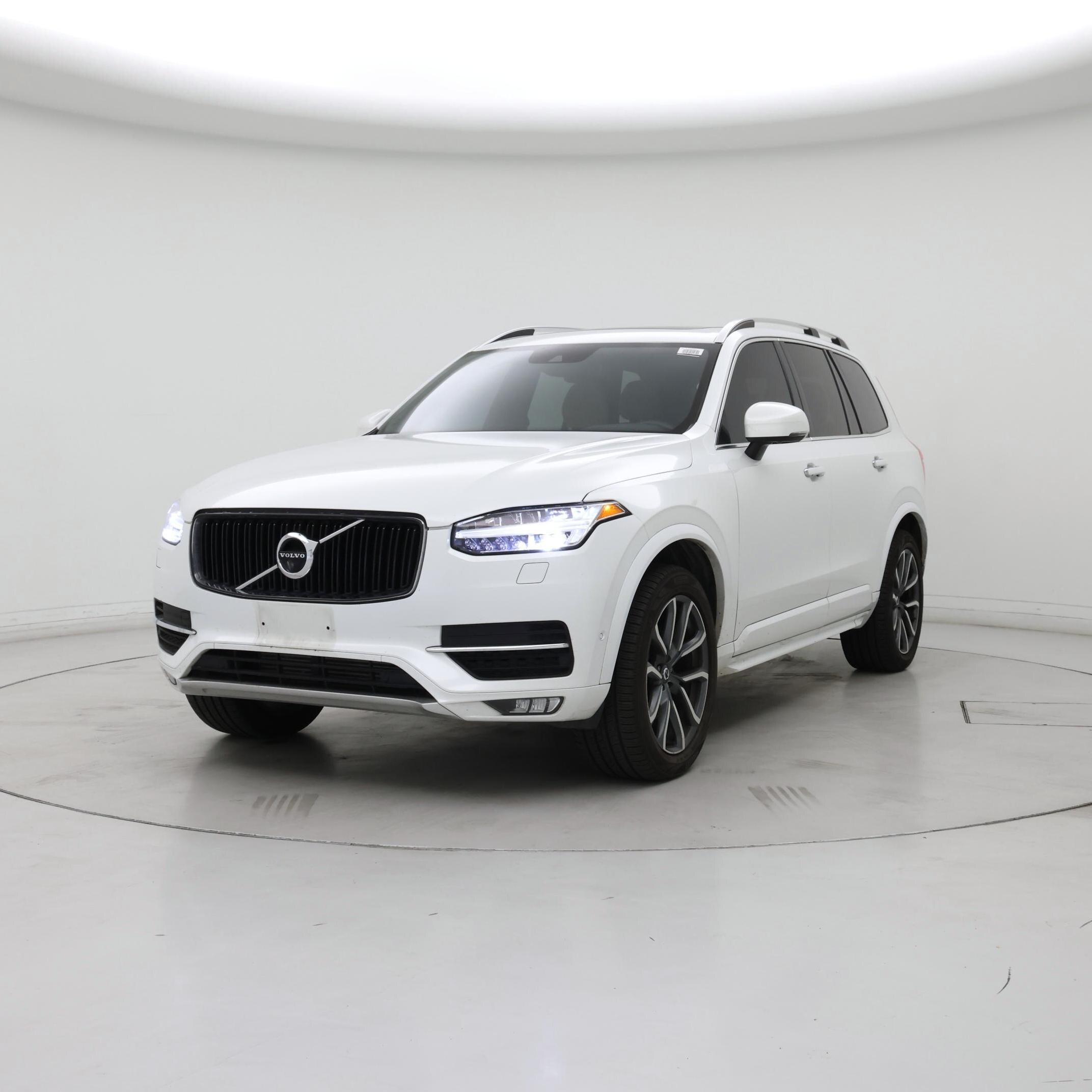 Thumbnail: 2017 Volvo XC90 - 4