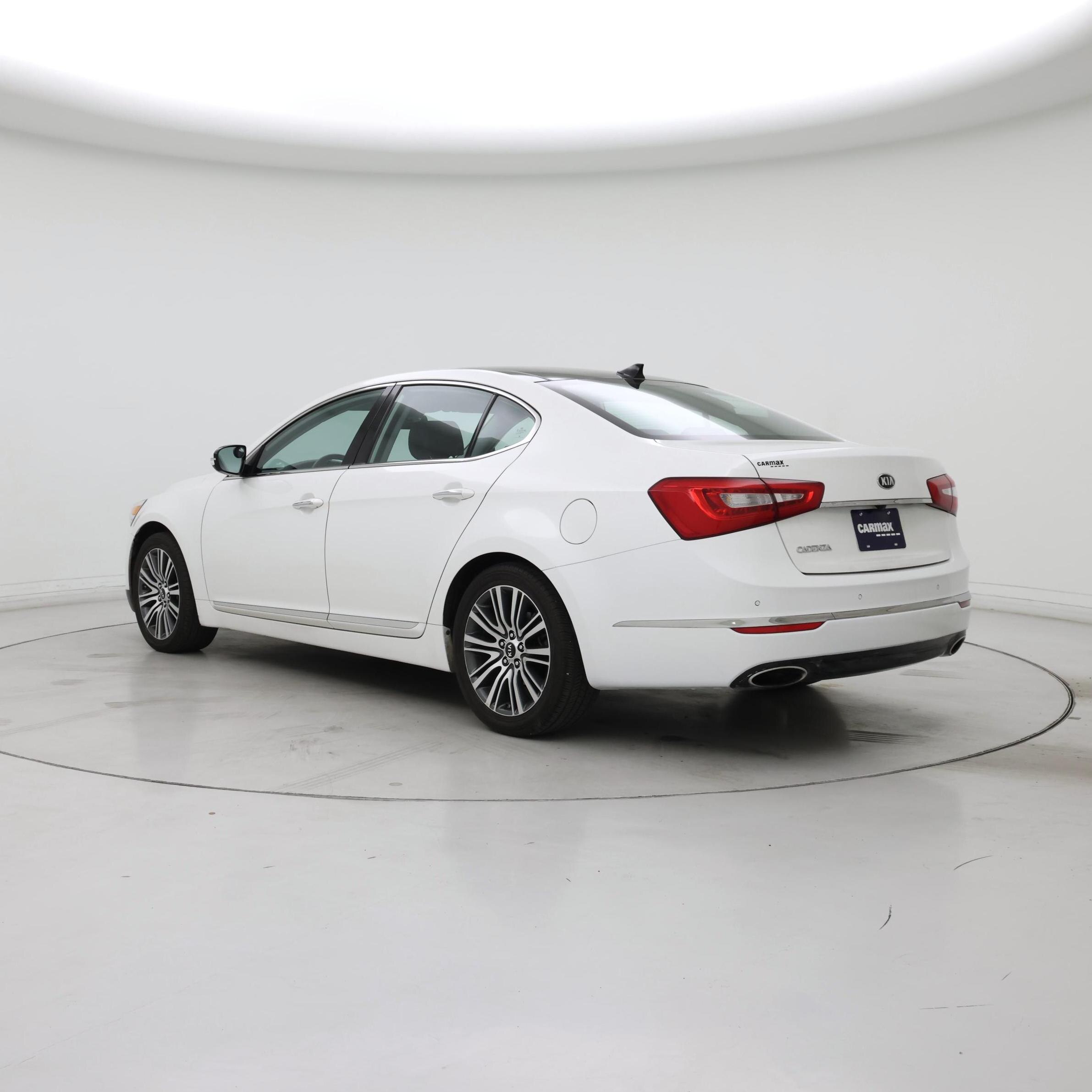 Thumbnail: 2015 Kia Cadenza - 2