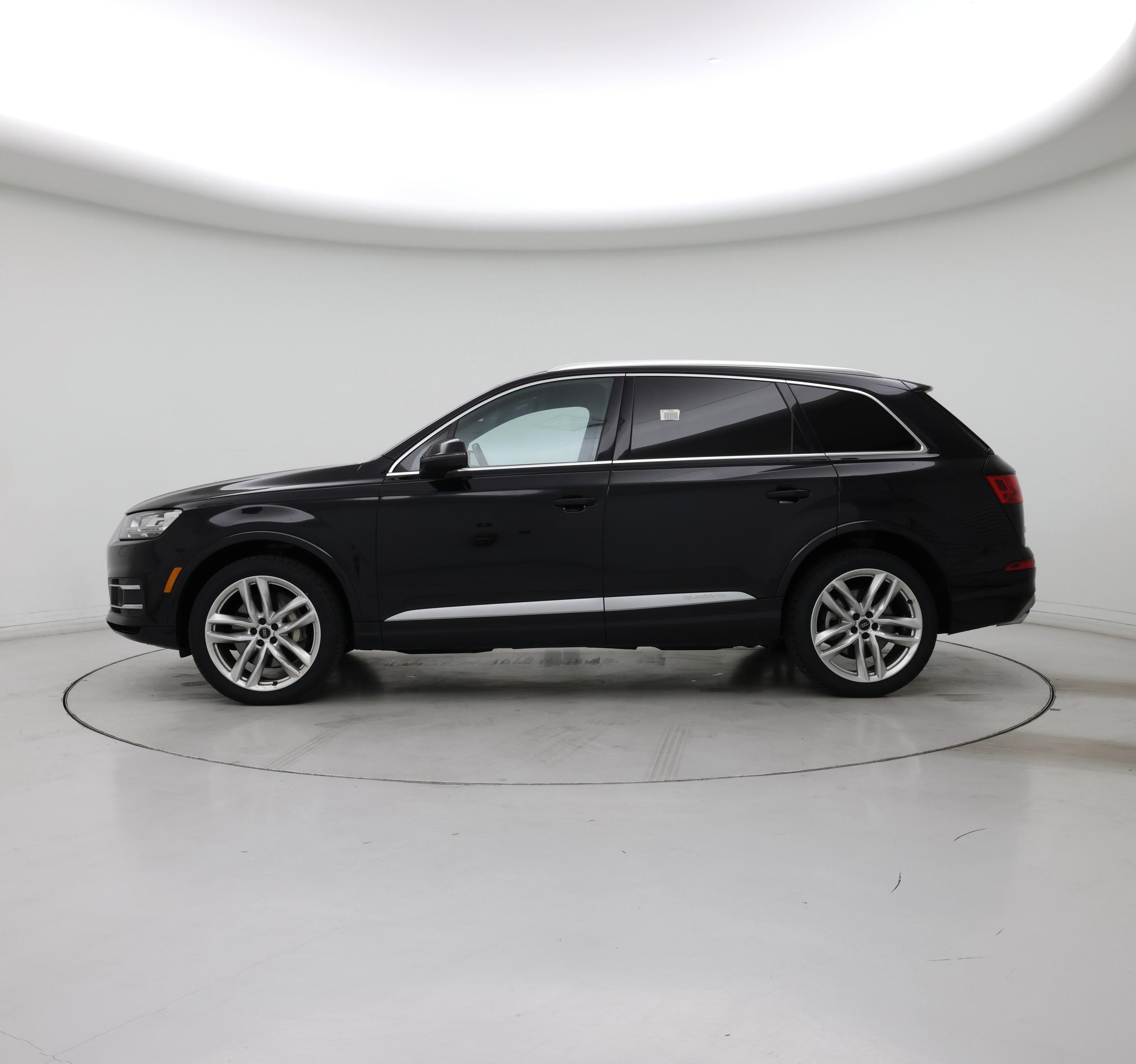 Thumbnail: 2017 Audi Q7 - 3