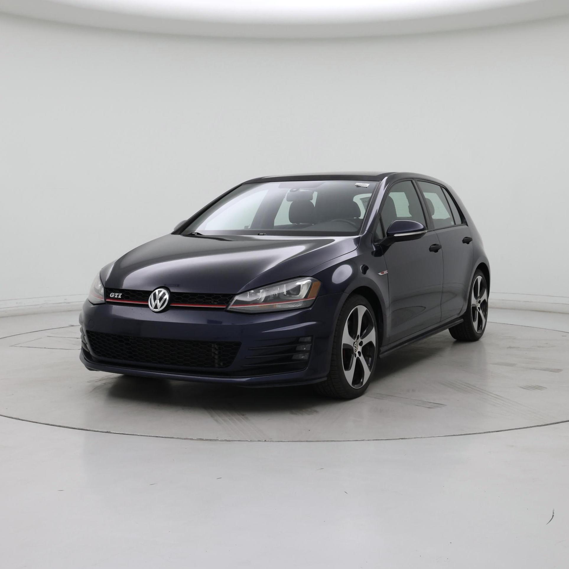Thumbnail: 2015 Volkswagen Golf - 4