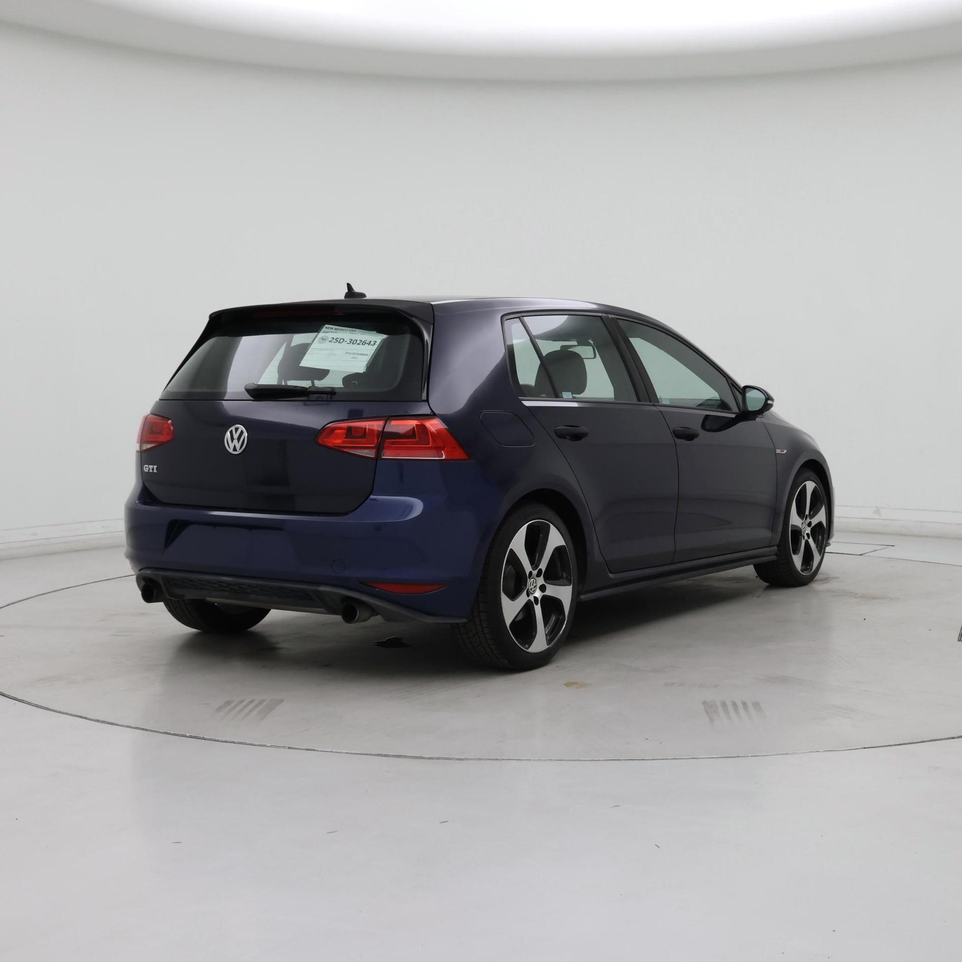 Thumbnail: 2015 Volkswagen Golf - 8