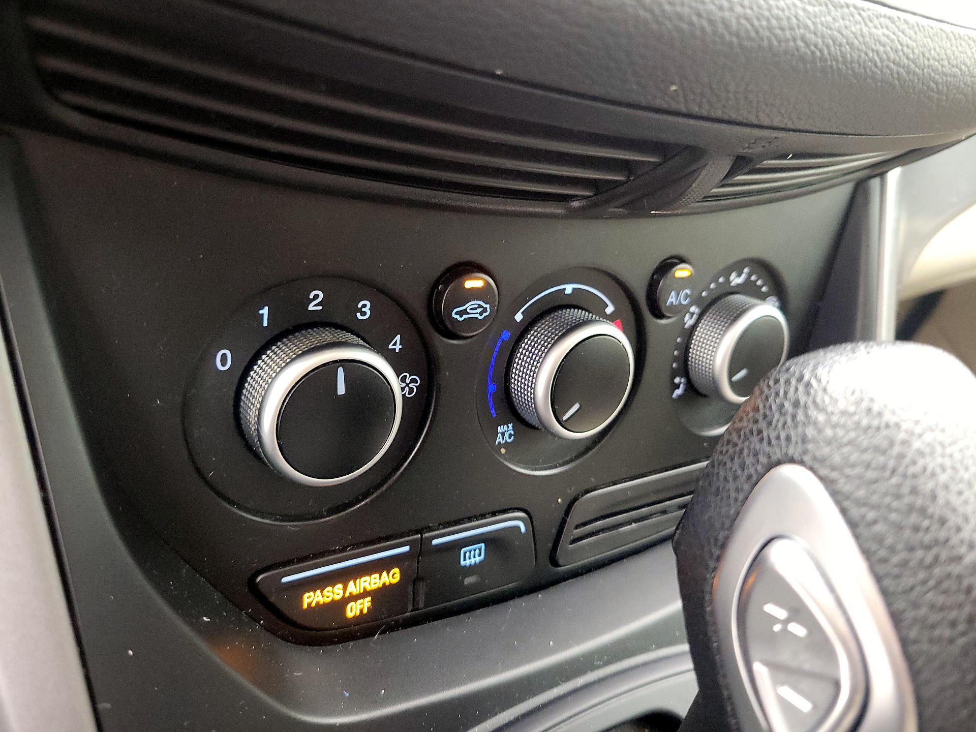 Thumbnail: 2016 Ford Escape - 14