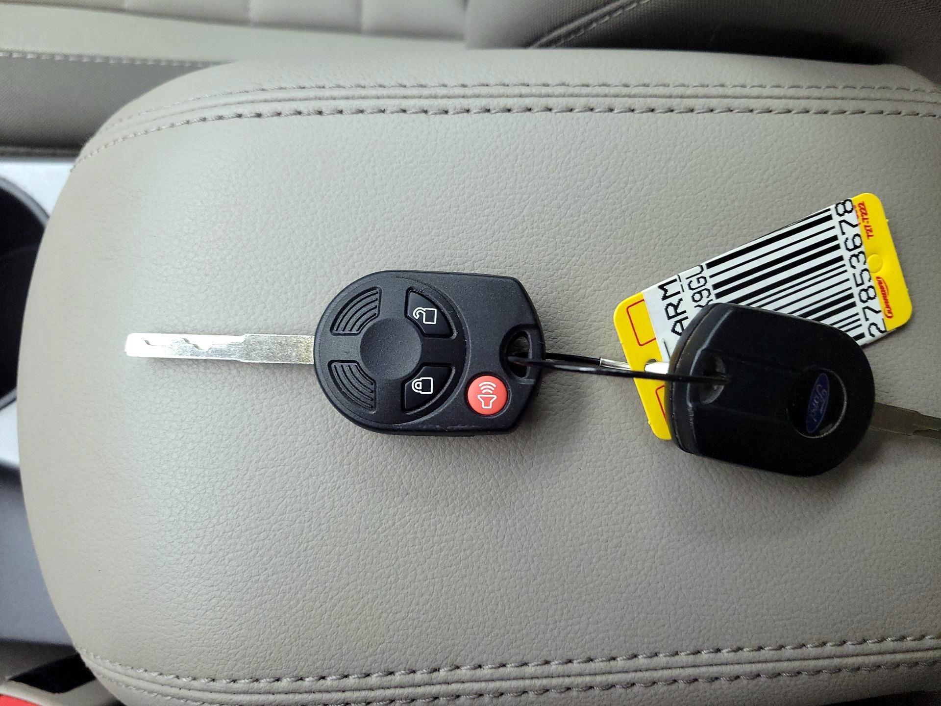 Thumbnail: 2016 Ford Escape - 18