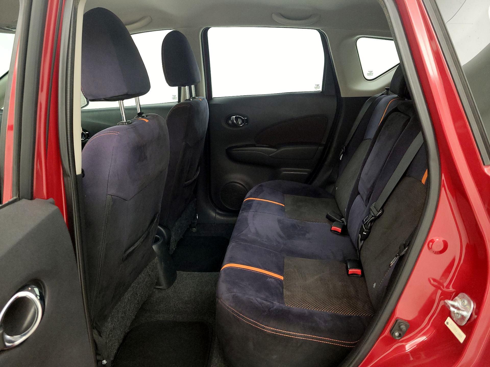 Thumbnail: 2015 Nissan Versa Note - 19