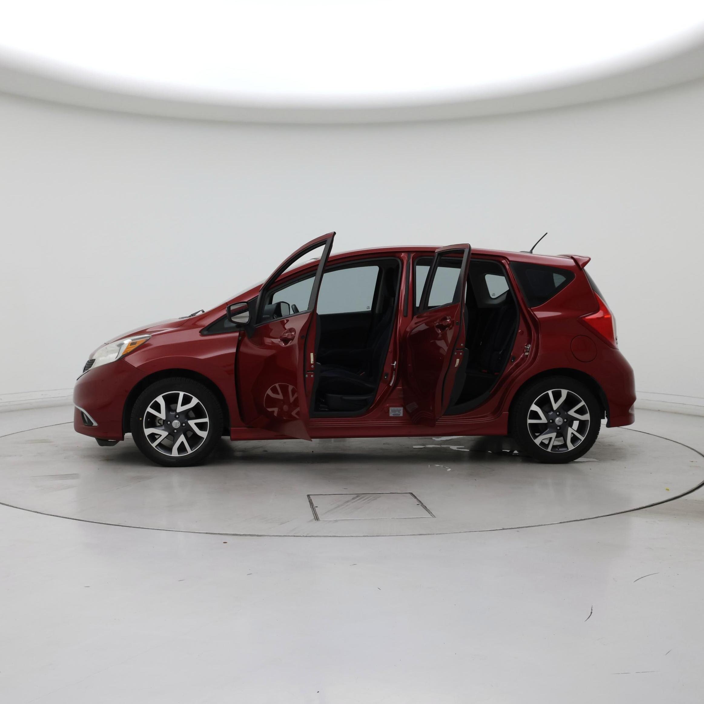 Thumbnail: 2015 Nissan Versa Note - 3