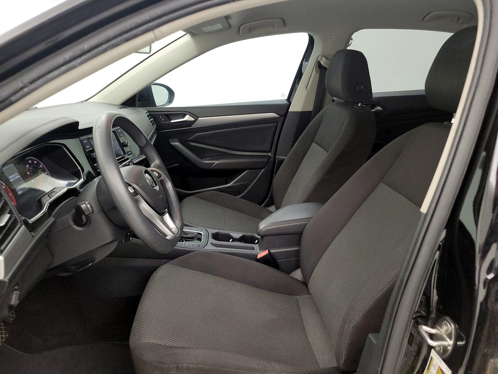 Thumbnail: 2019 Volkswagen Jetta - 11