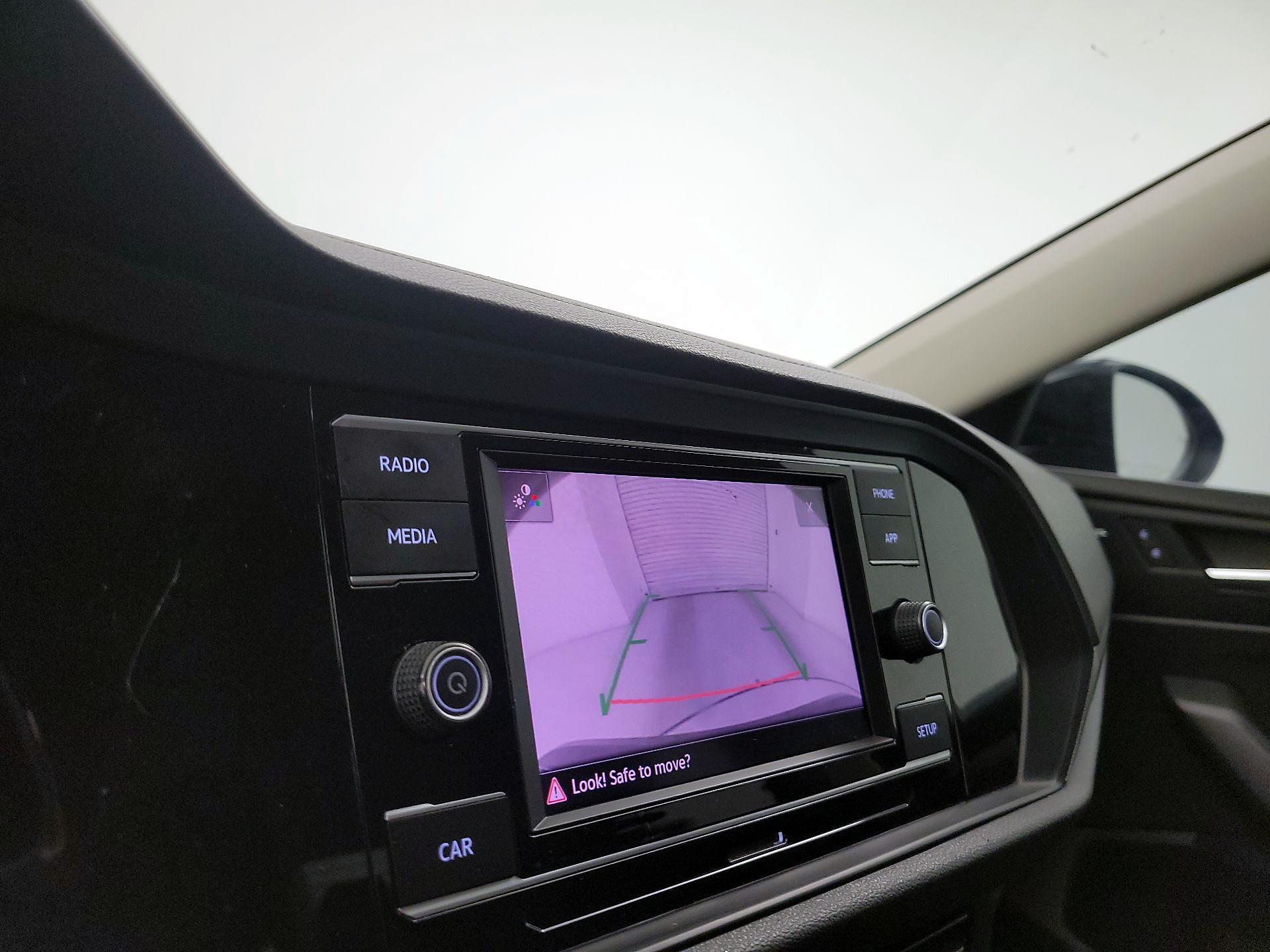 Thumbnail: 2019 Volkswagen Jetta - 15