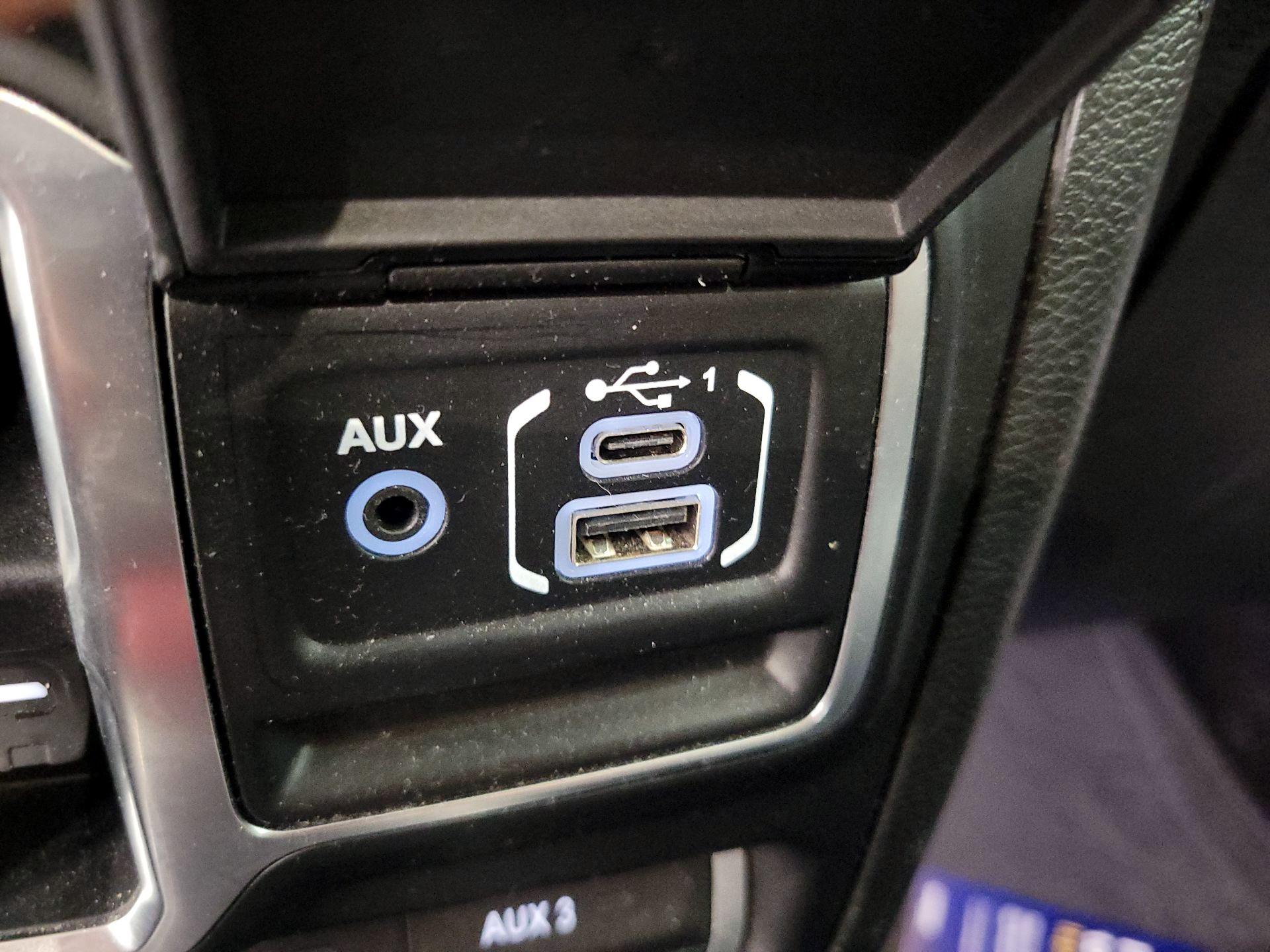 Thumbnail: 2020 Jeep Gladiator - 18