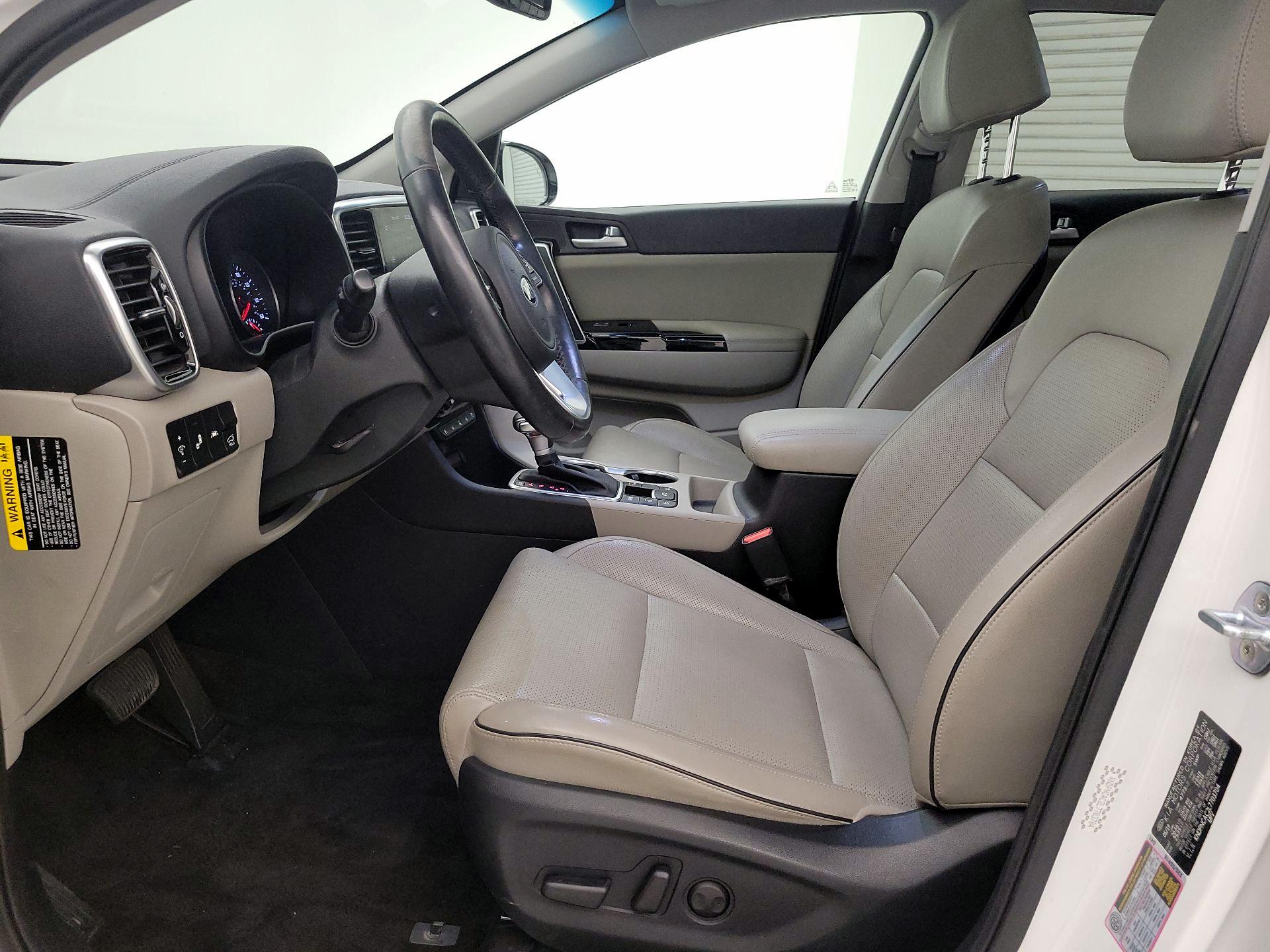Thumbnail: 2020 Kia Sportage - 11