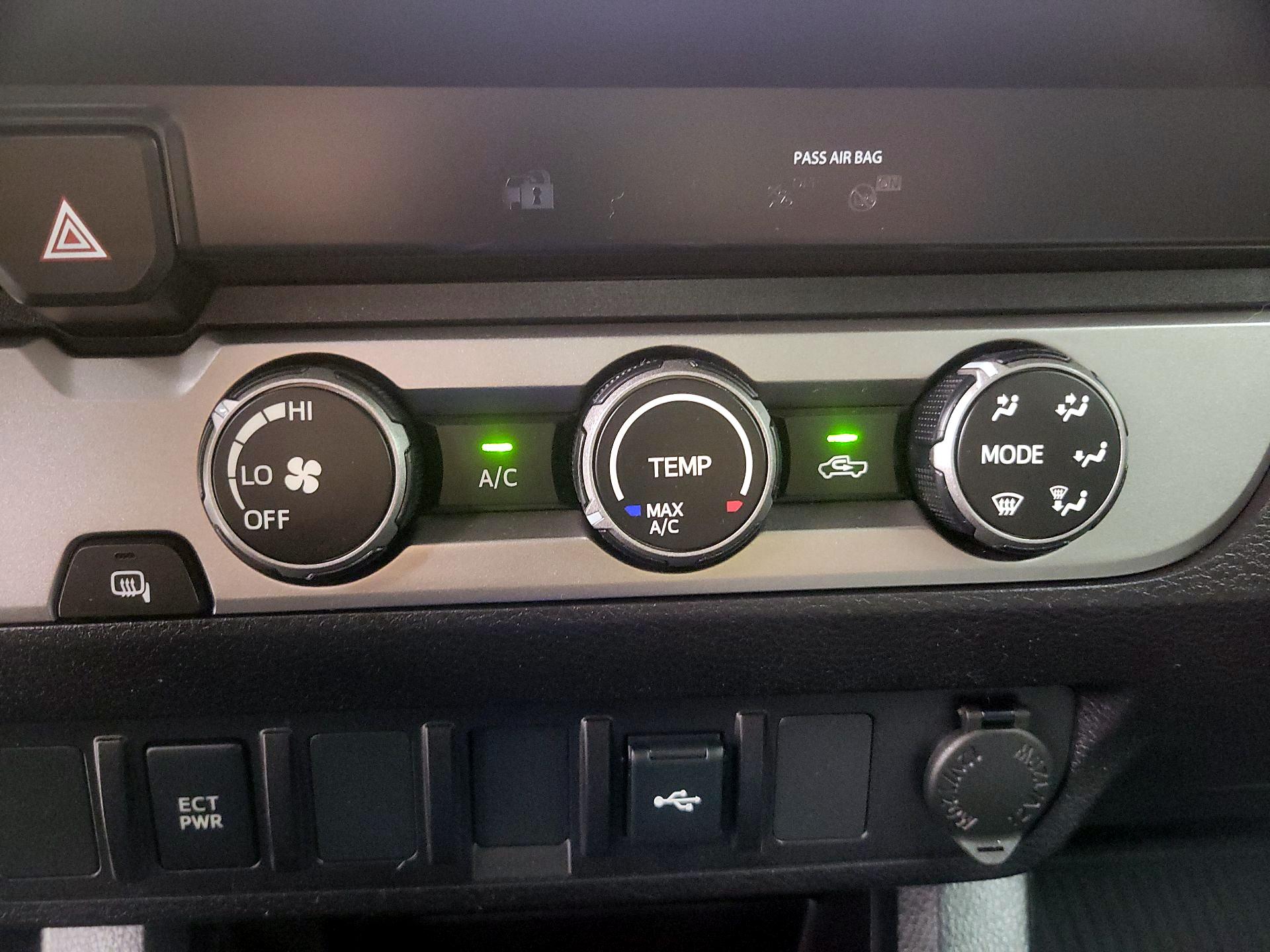 Thumbnail: 2020 Toyota Tacoma - 16