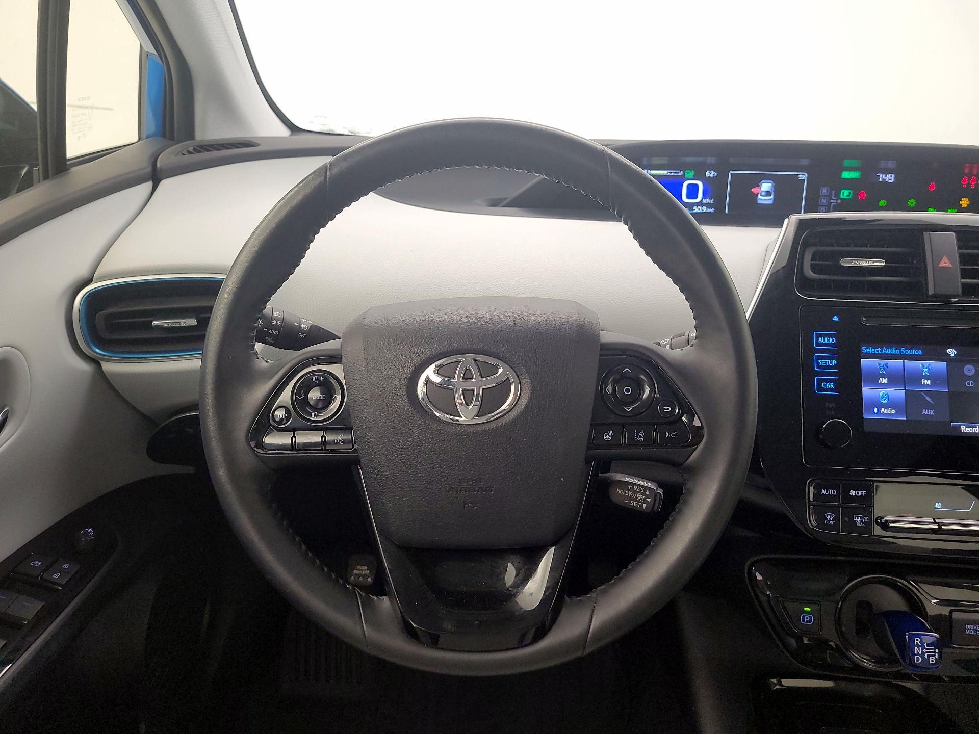 Thumbnail: 2019 Toyota Prius - 10