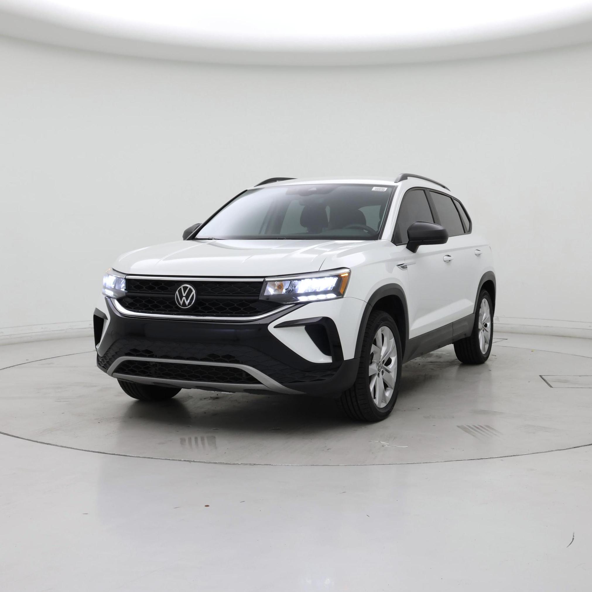 Thumbnail: 2023 Volkswagen Taos - 4