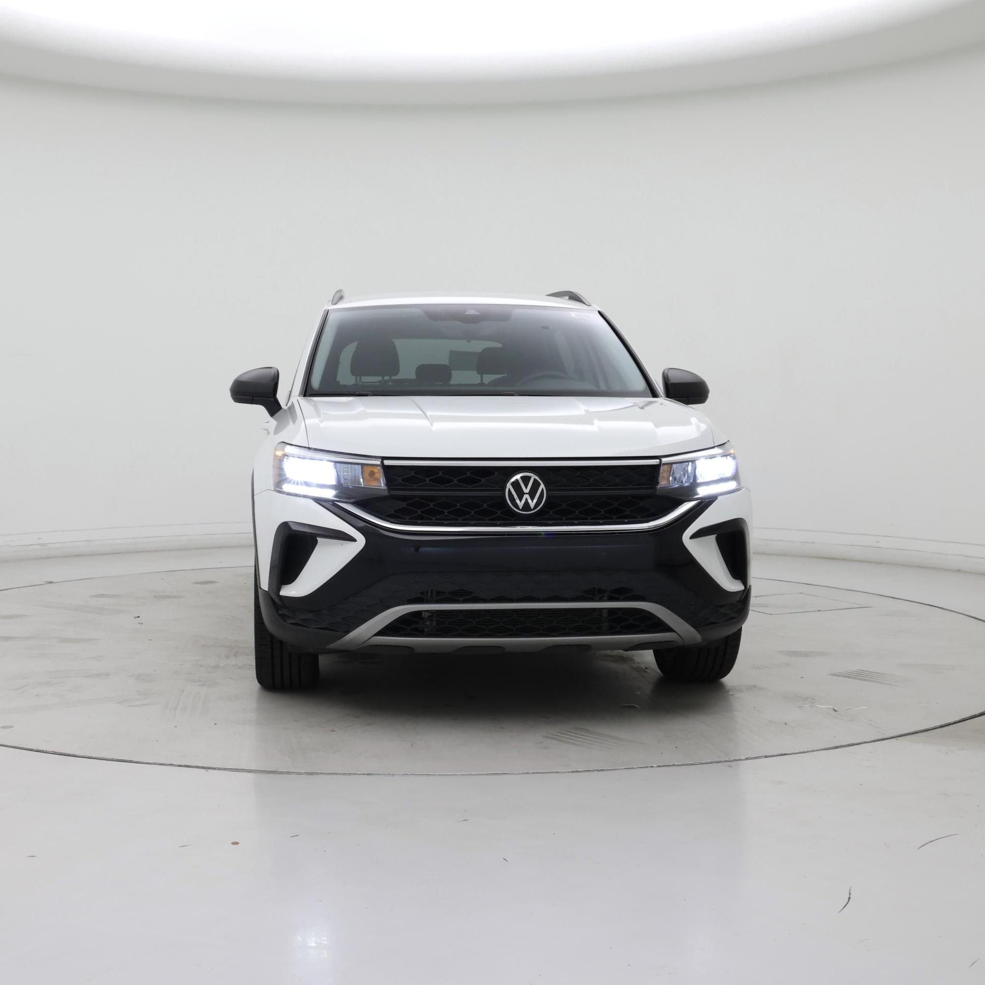 Thumbnail: 2023 Volkswagen Taos - 5