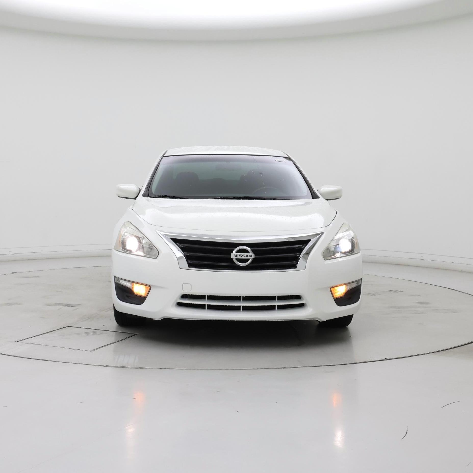 Thumbnail: 2015 Nissan Altima - 5