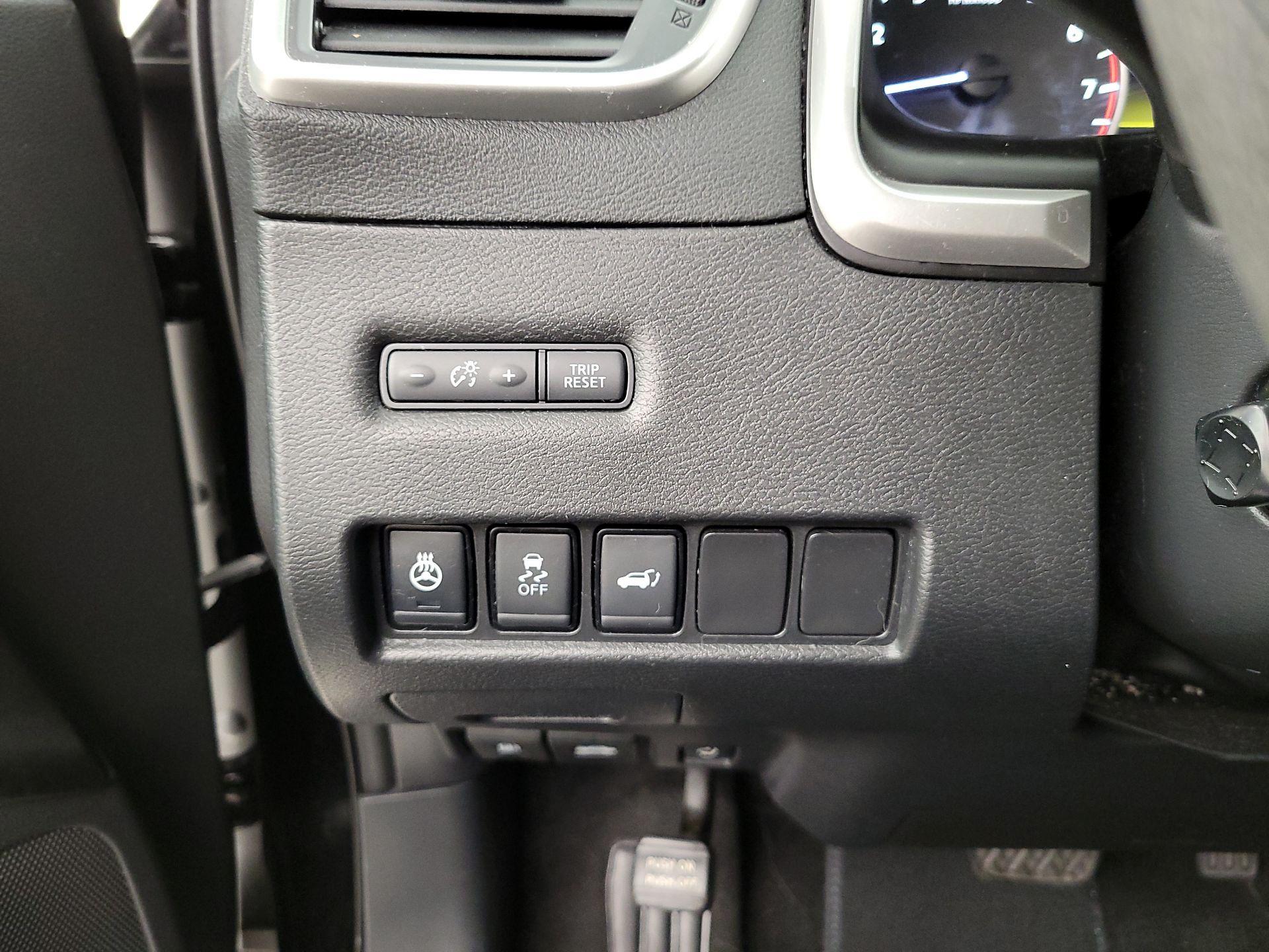 Thumbnail: 2017 Nissan Murano - 13