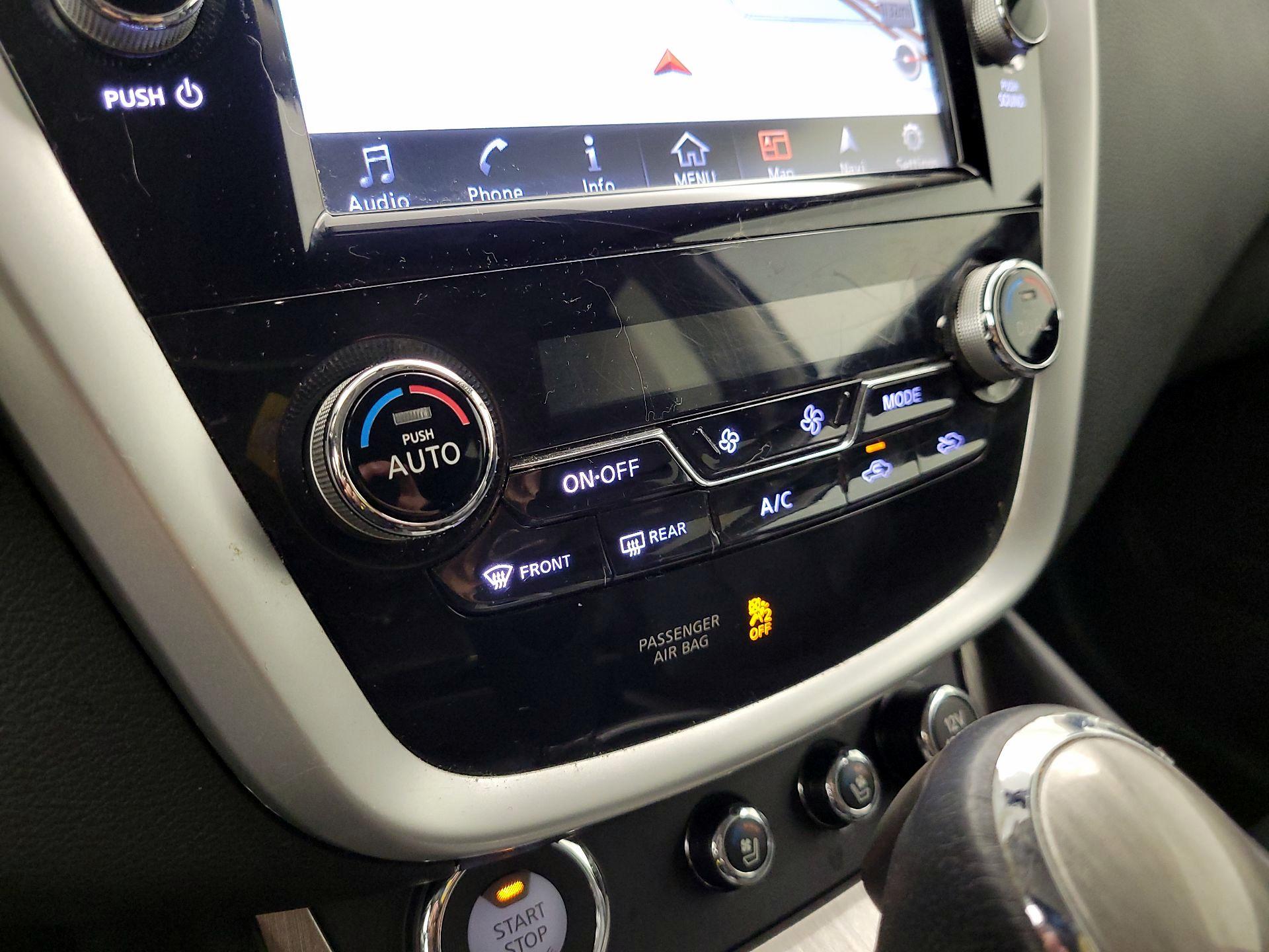 Thumbnail: 2017 Nissan Murano - 16