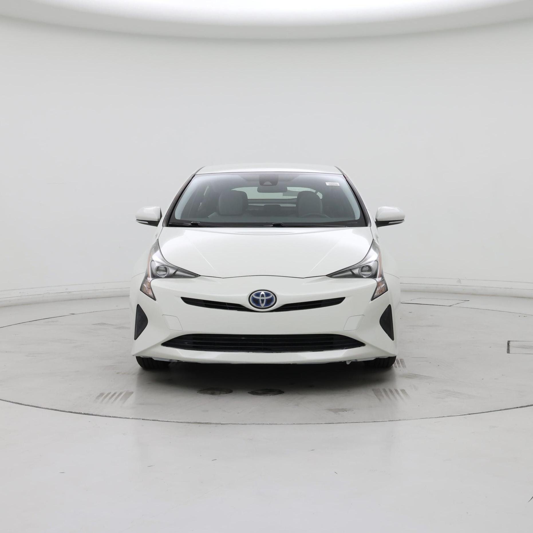 Thumbnail: 2017 Toyota Prius - 5