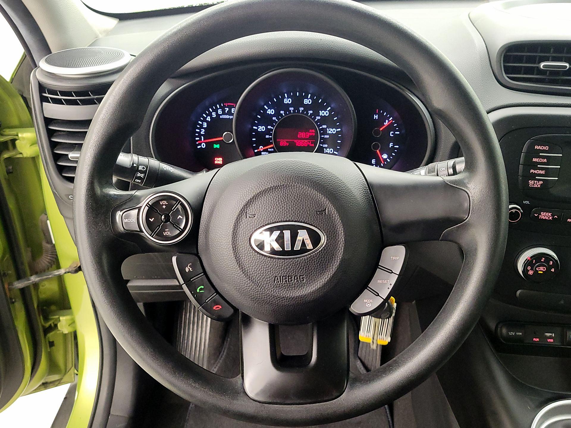 Thumbnail: 2015 Kia Soul - 10