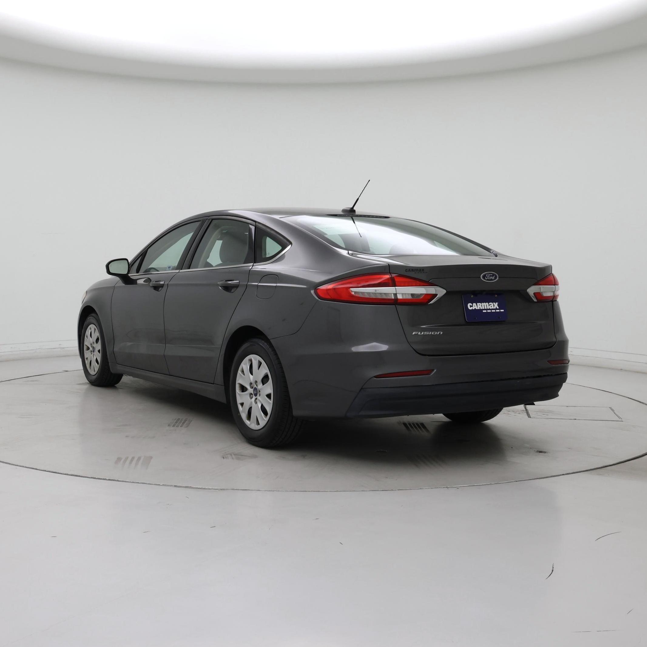 Thumbnail: 2019 Ford Fusion - 2