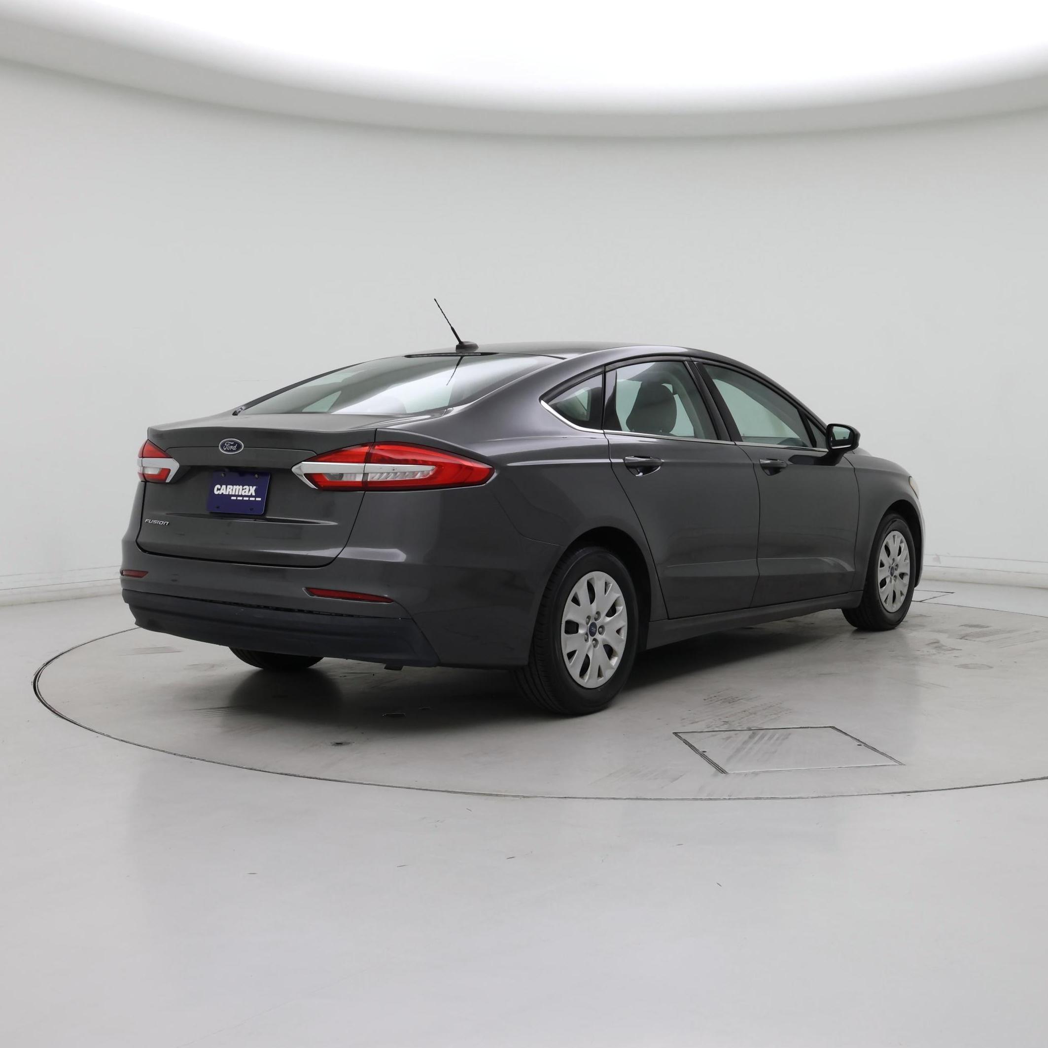 Thumbnail: 2019 Ford Fusion - 8