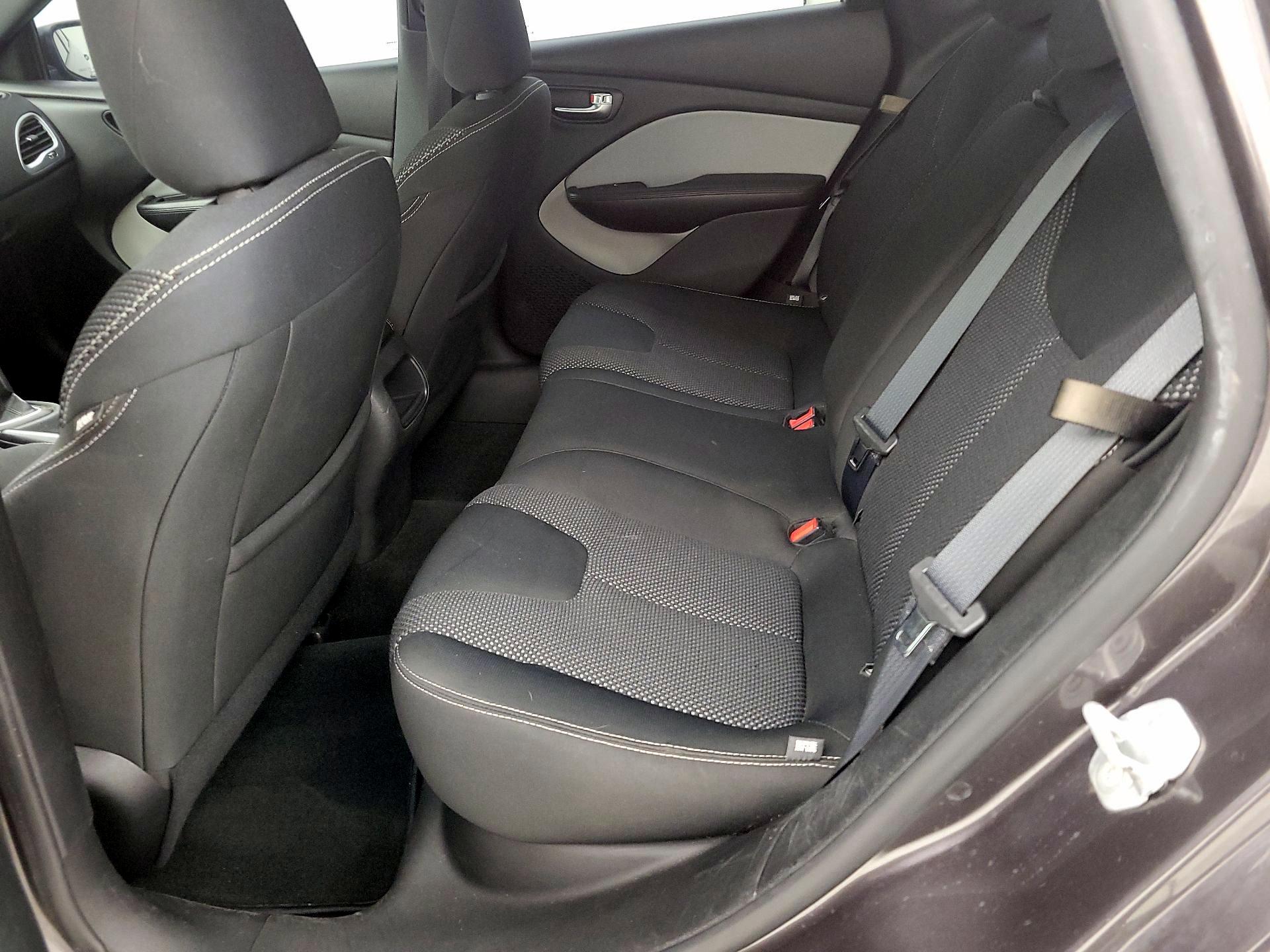 Thumbnail: 2016 Dodge Dart - 20