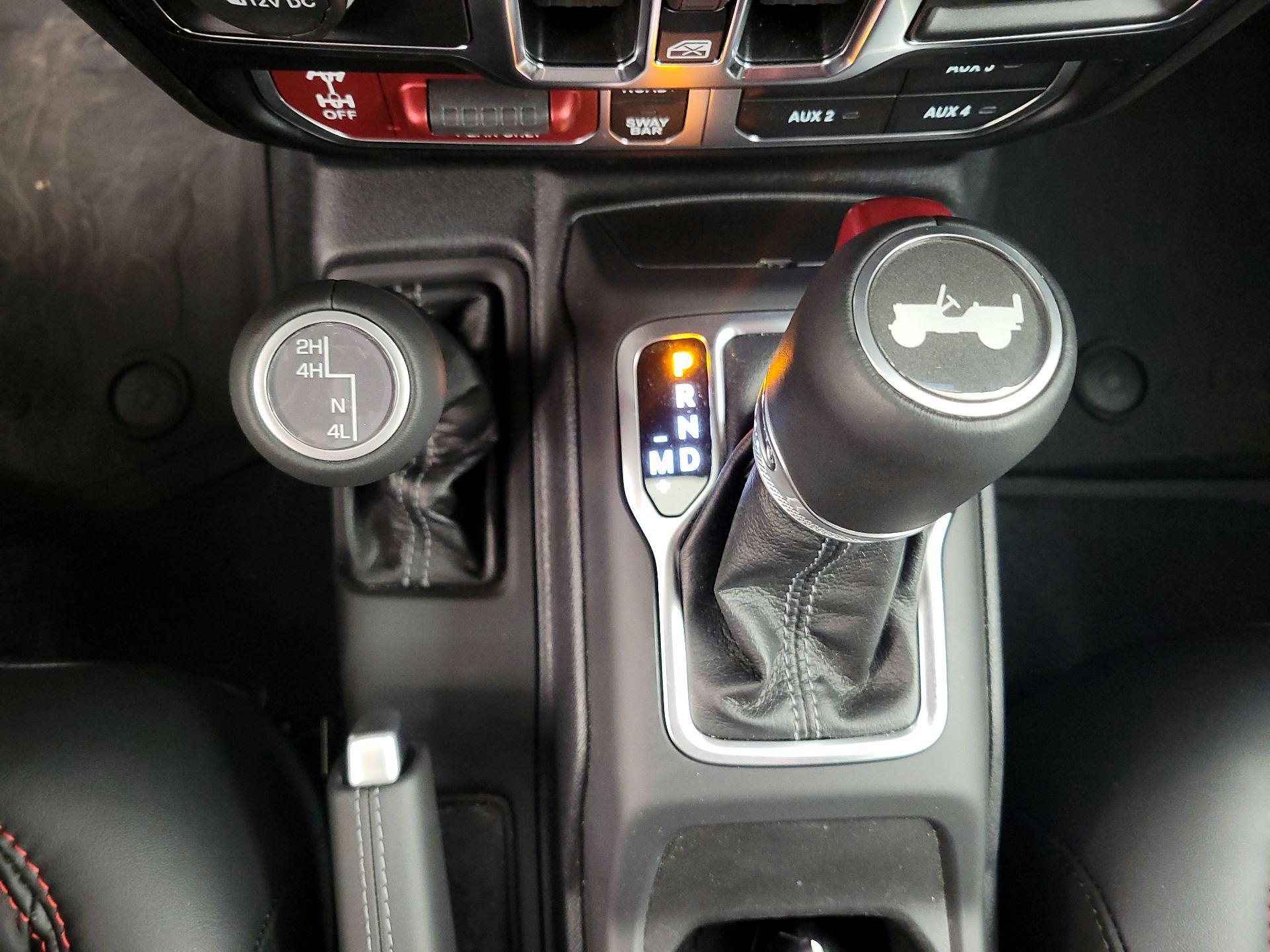 Thumbnail: 2024 Jeep Wrangler - 18