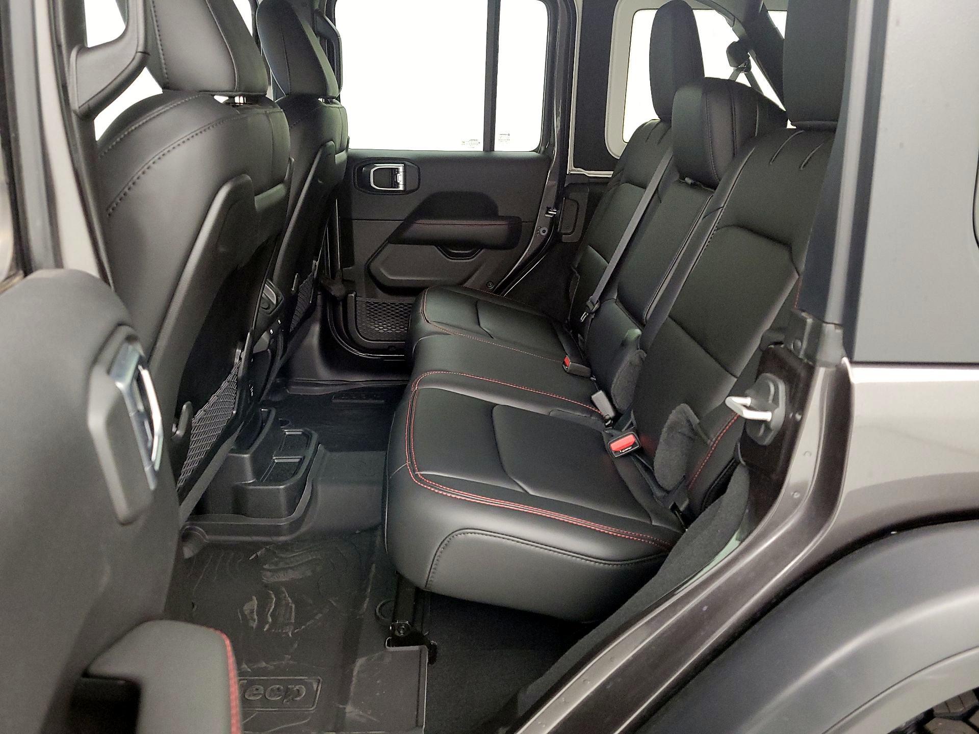 Thumbnail: 2024 Jeep Wrangler - 20