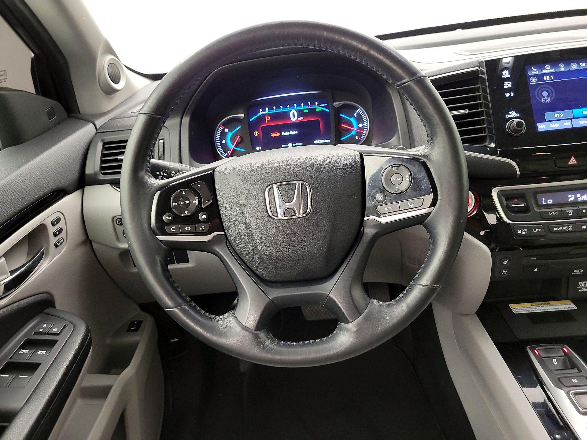 Thumbnail: 2019 Honda Pilot - 10