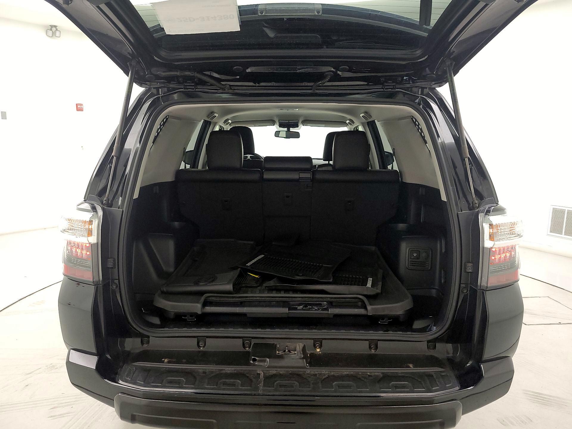 Thumbnail: 2018 Toyota 4Runner - 20
