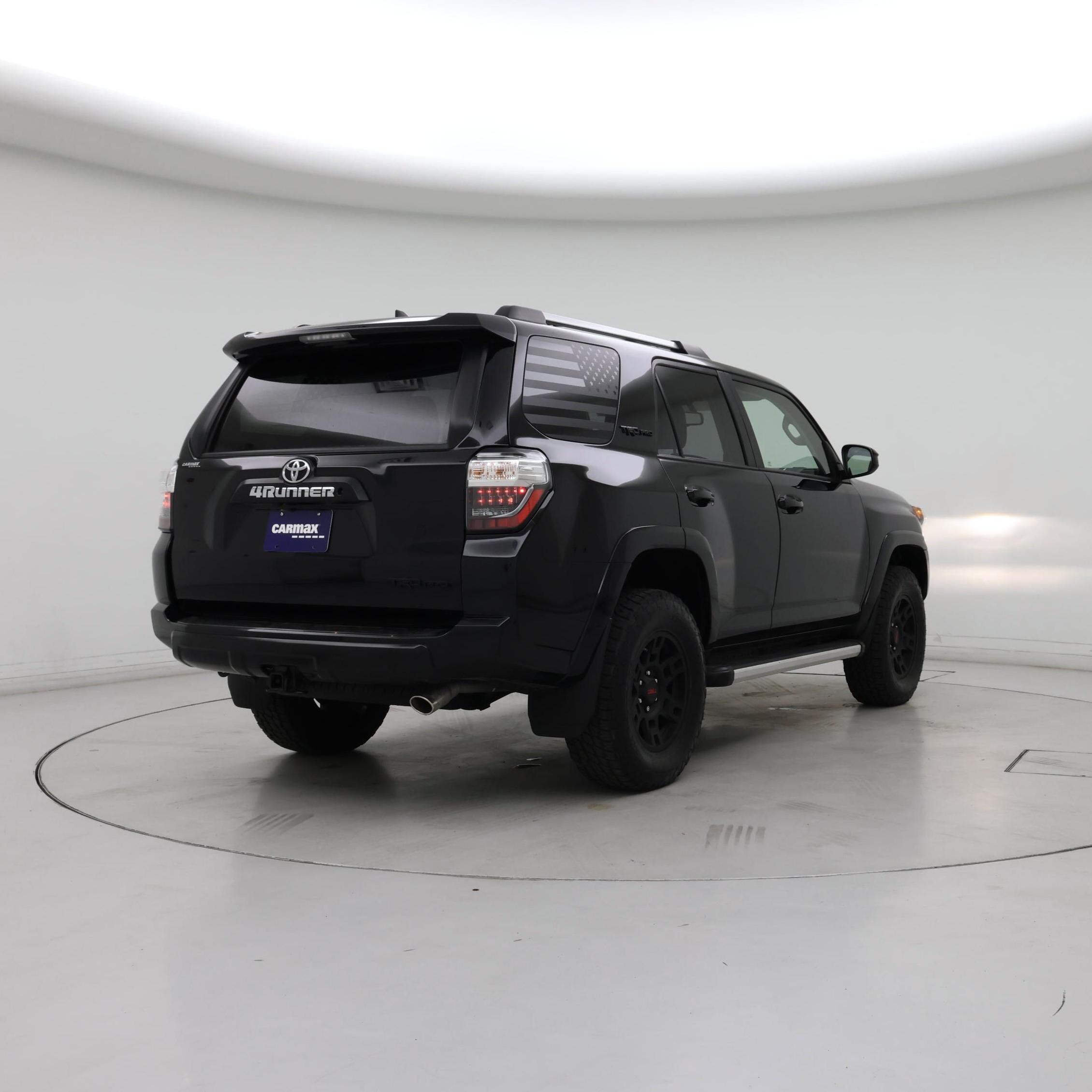 Thumbnail: 2018 Toyota 4Runner - 8