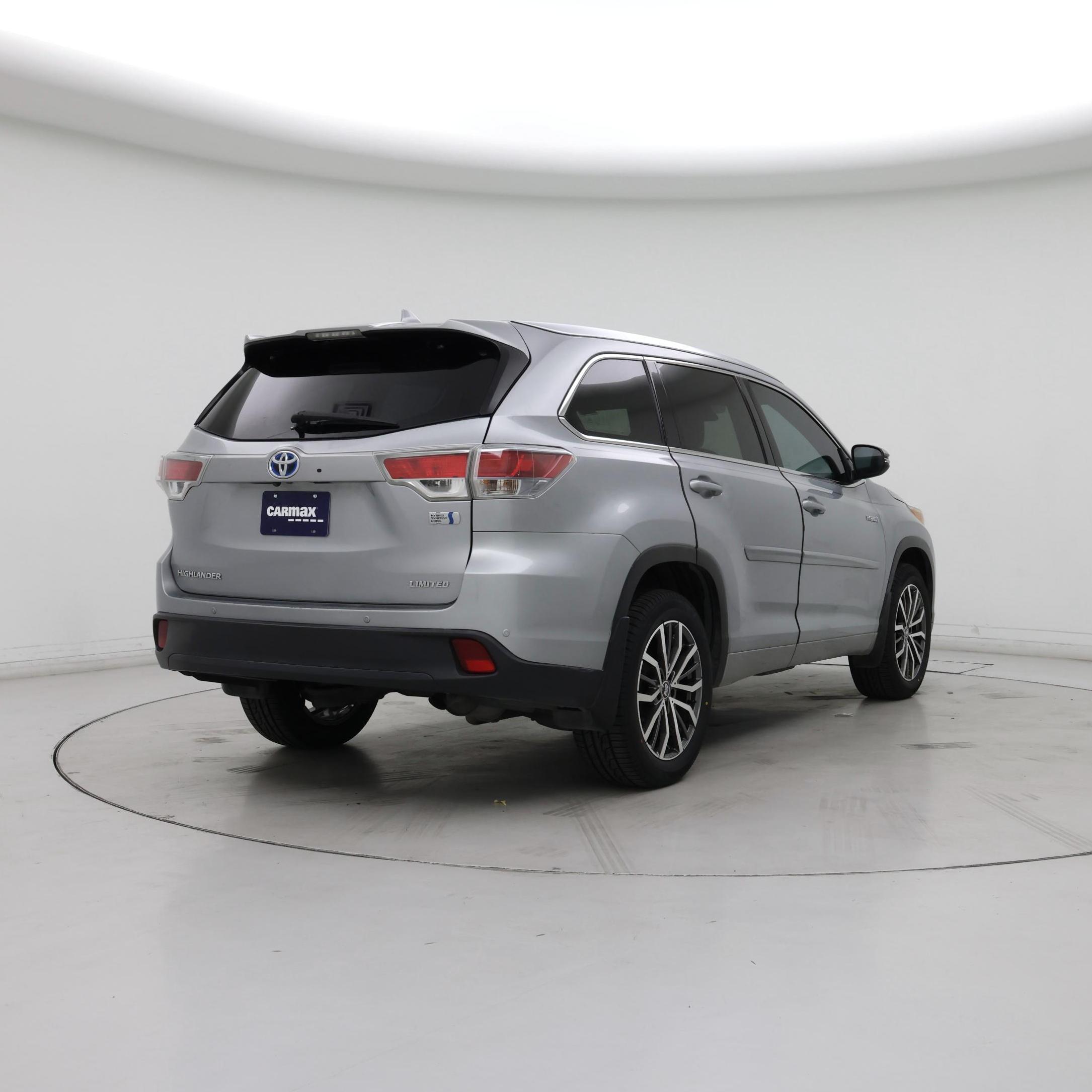 Thumbnail: 2015 Toyota Highlander - 8
