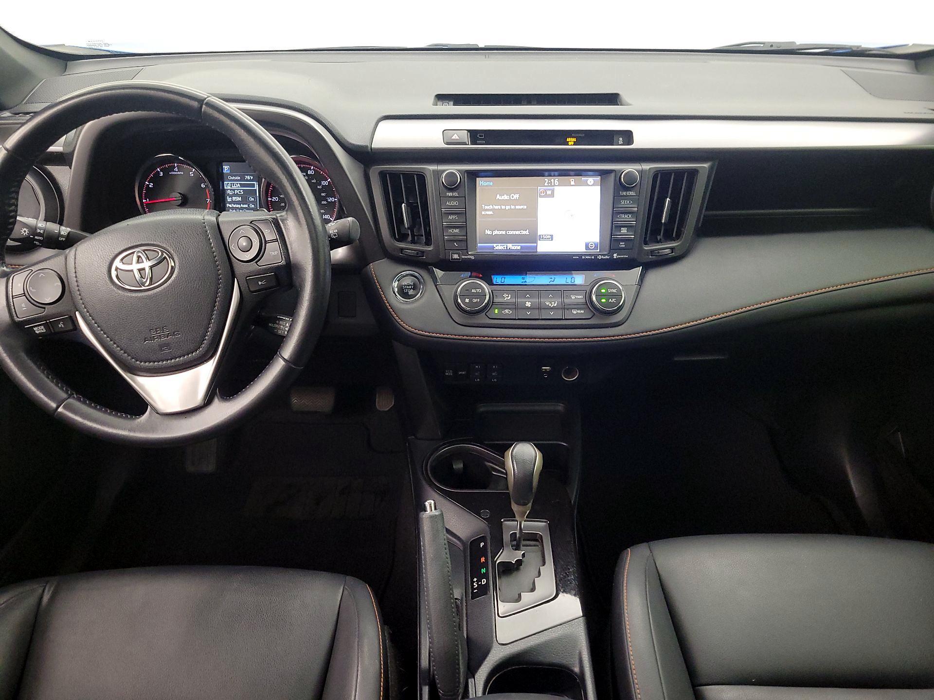 Thumbnail: 2016 Toyota RAV4 - 9