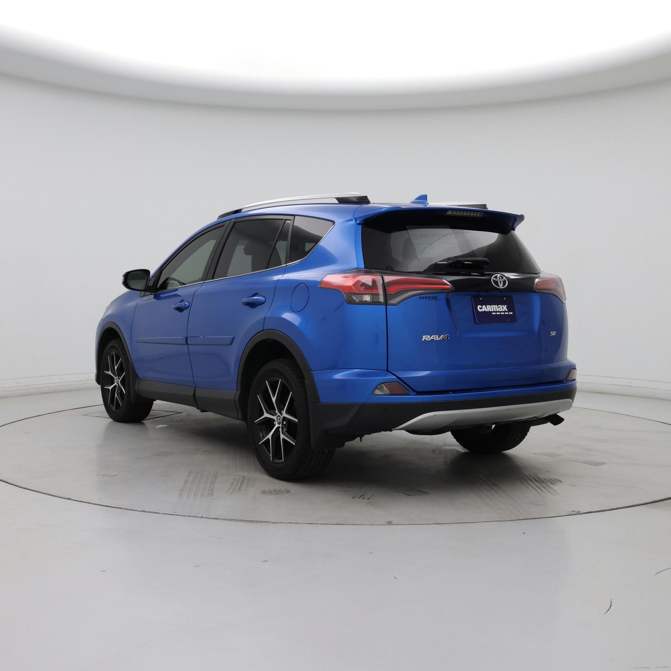 Thumbnail: 2016 Toyota RAV4 - 2