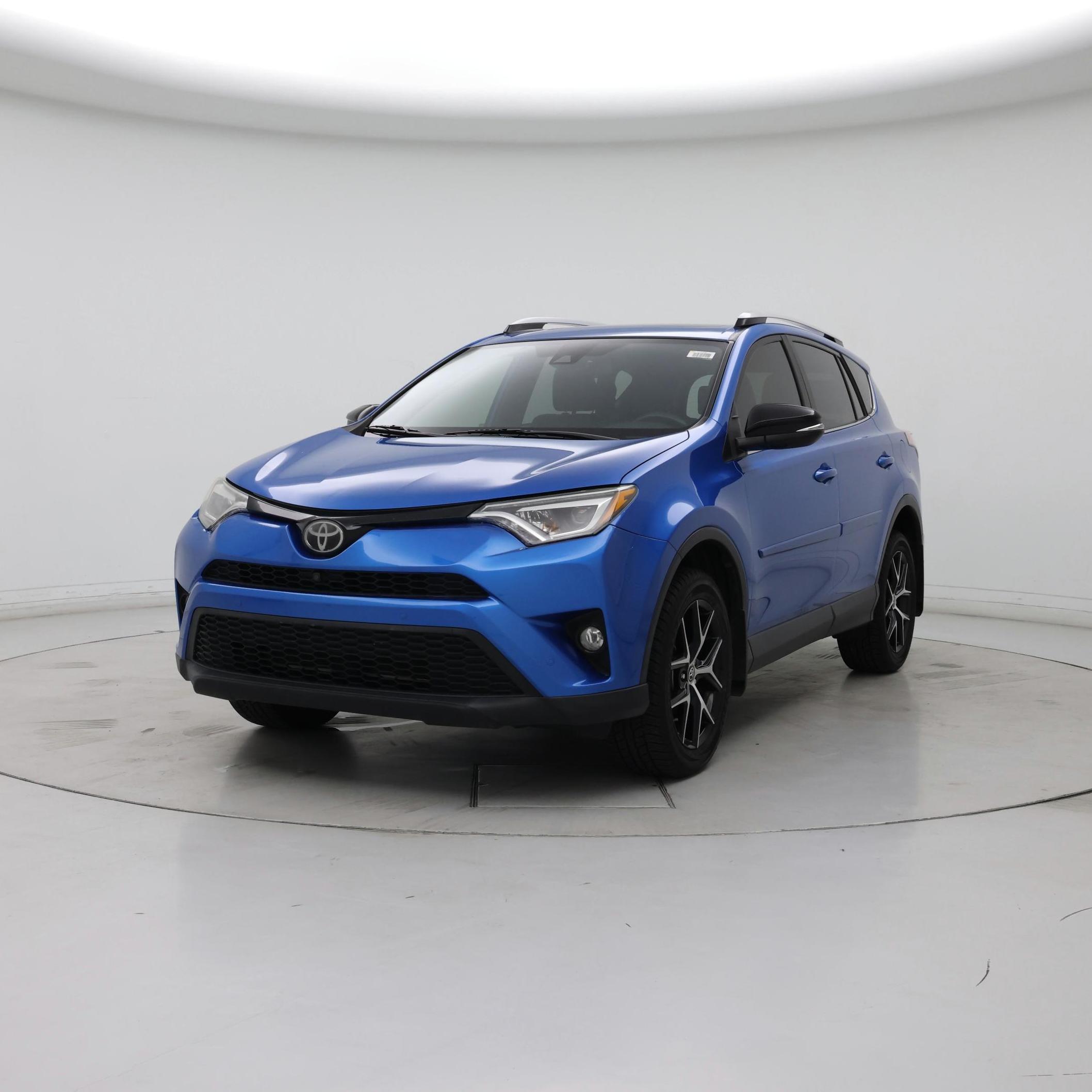 Thumbnail: 2016 Toyota RAV4 - 4