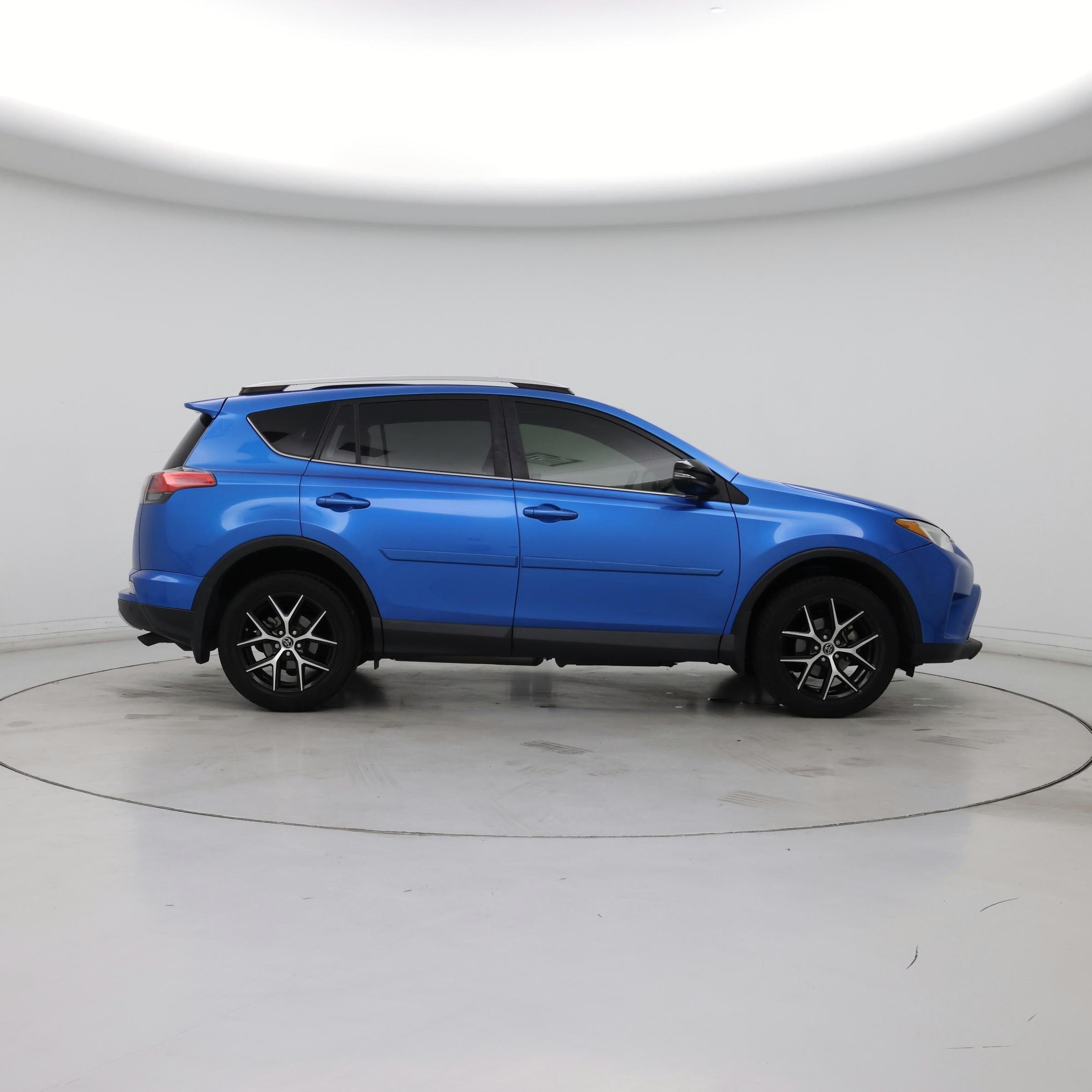 Thumbnail: 2016 Toyota RAV4 - 7