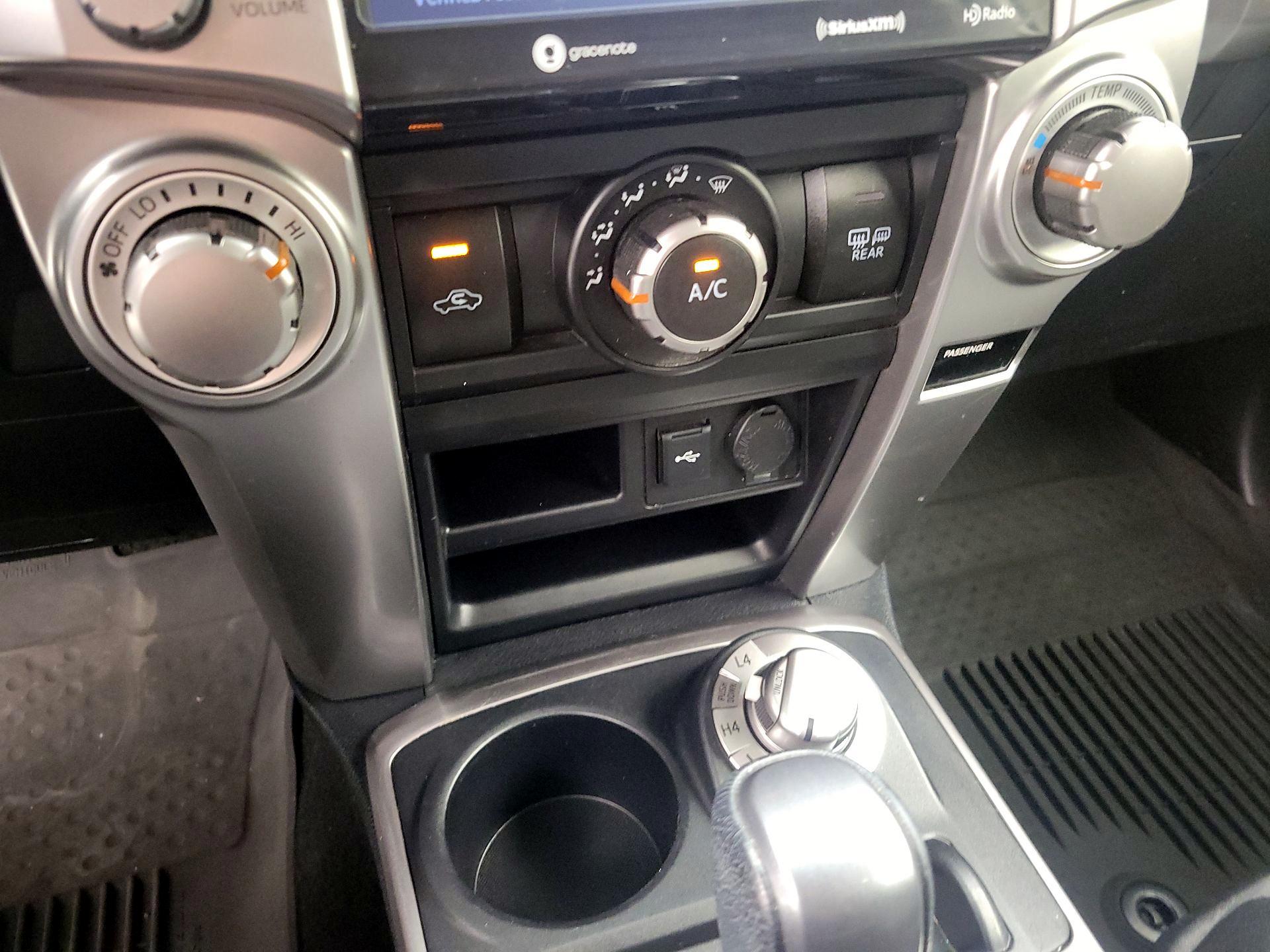 Thumbnail: 2021 Toyota 4Runner - 14