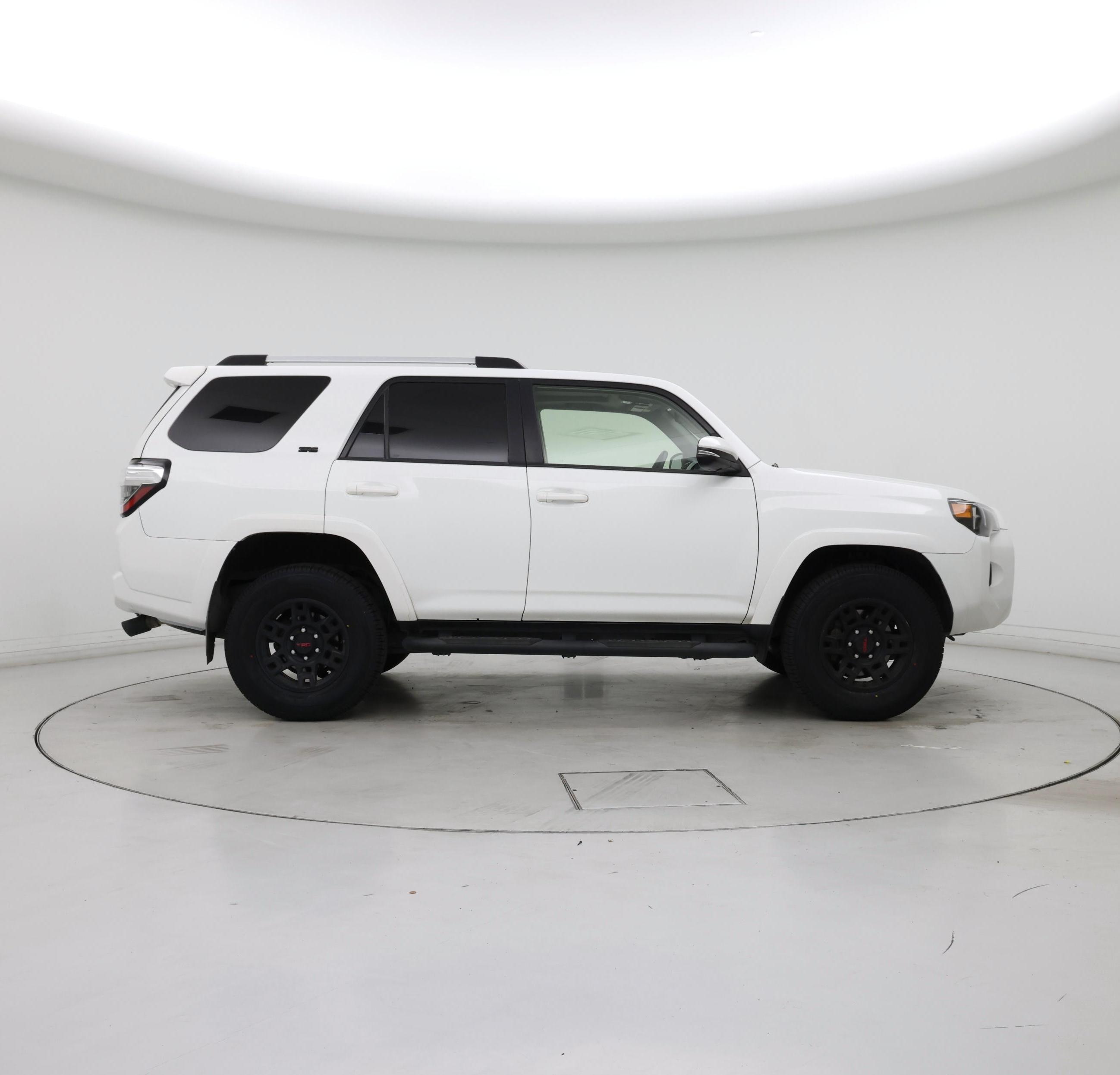 Thumbnail: 2021 Toyota 4Runner - 7