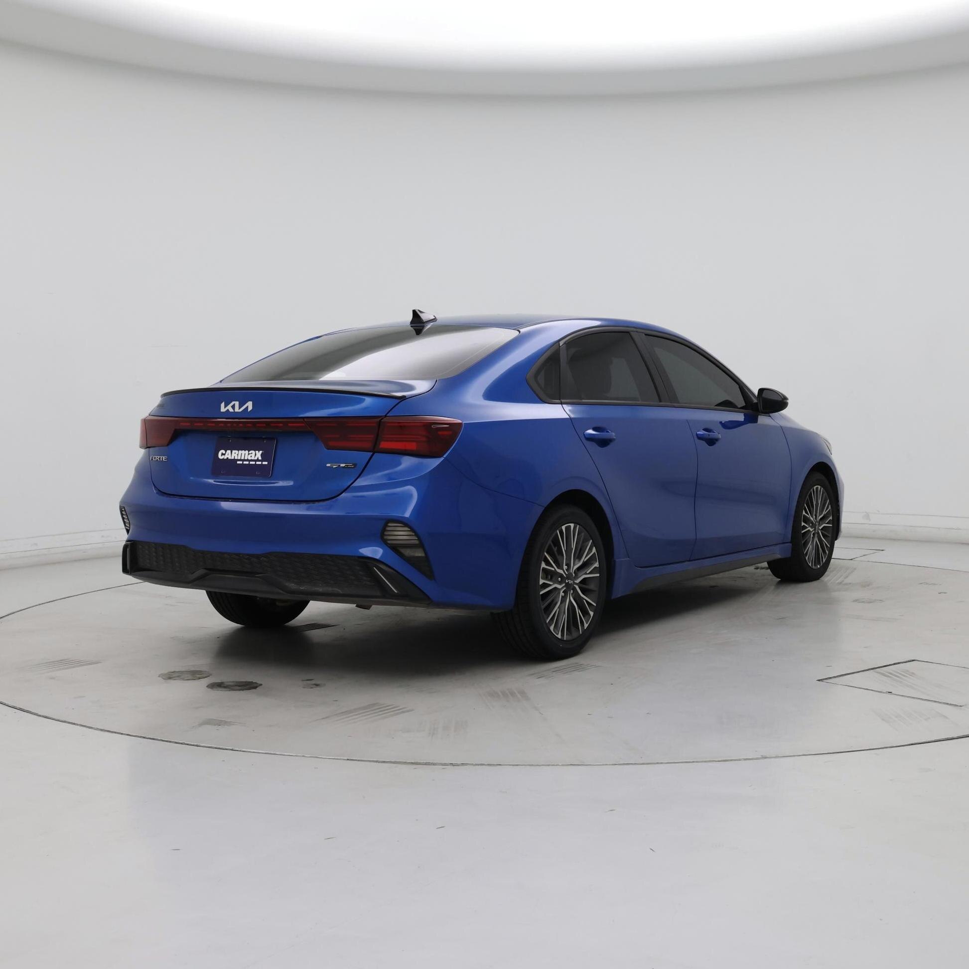 Thumbnail: 2023 Kia Forte - 8